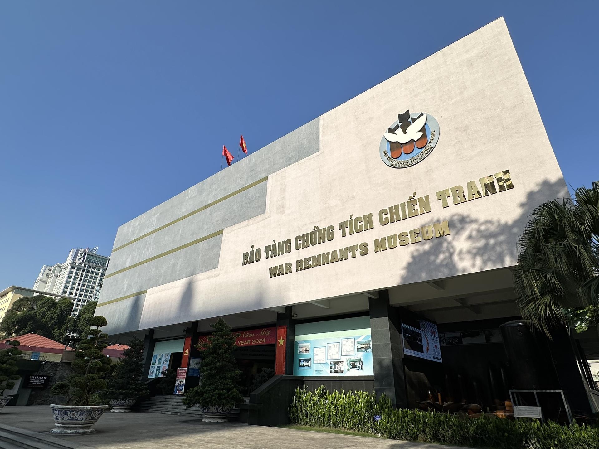 War Remnants Museum and Independence Palace Walking Tour - Thumbnail 9