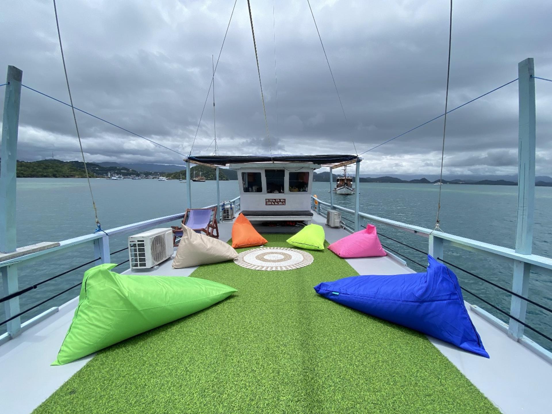 [Standard Phinisi] 3D2N Phinisi Sailing Liveaboard from Labuan Bajo - Thumbnail 3