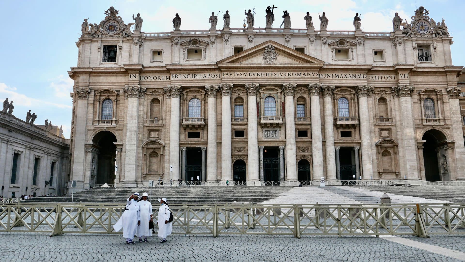 St. Peter's Basilica and Vatican Grottoes tour in Rome - Thumbnail 3