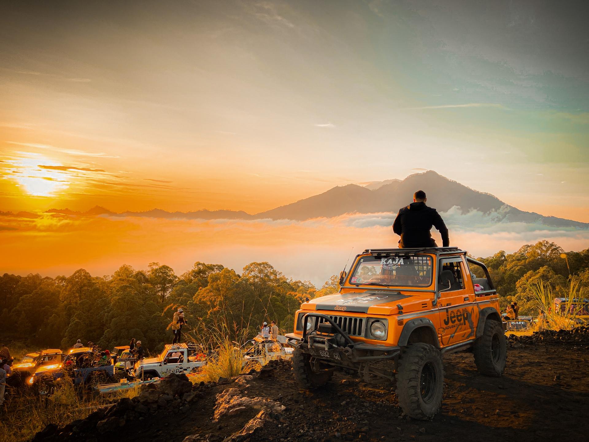 Mount Batur 4WD Jeep Sunrise with Photographer and Custom Jeep Color - Image 1