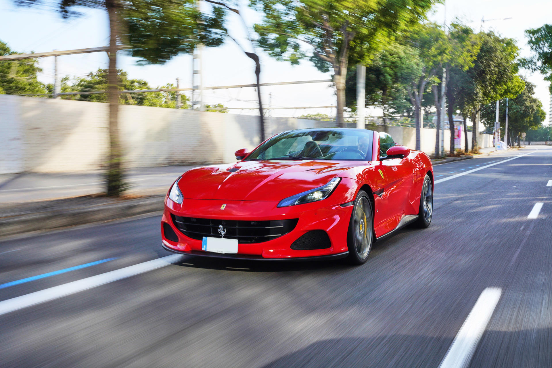 Supercar driving experience in Barcelona (10 Minutes) - Image 1