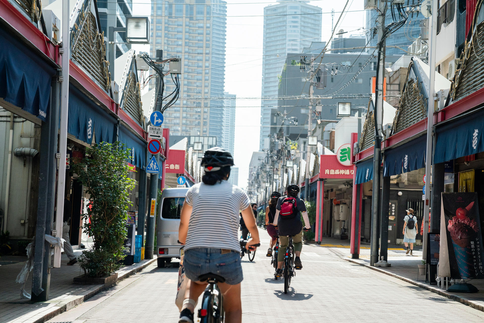 Tokyo City Highlights Half-Day E-Bike Tour with Guide - Thumbnail 6