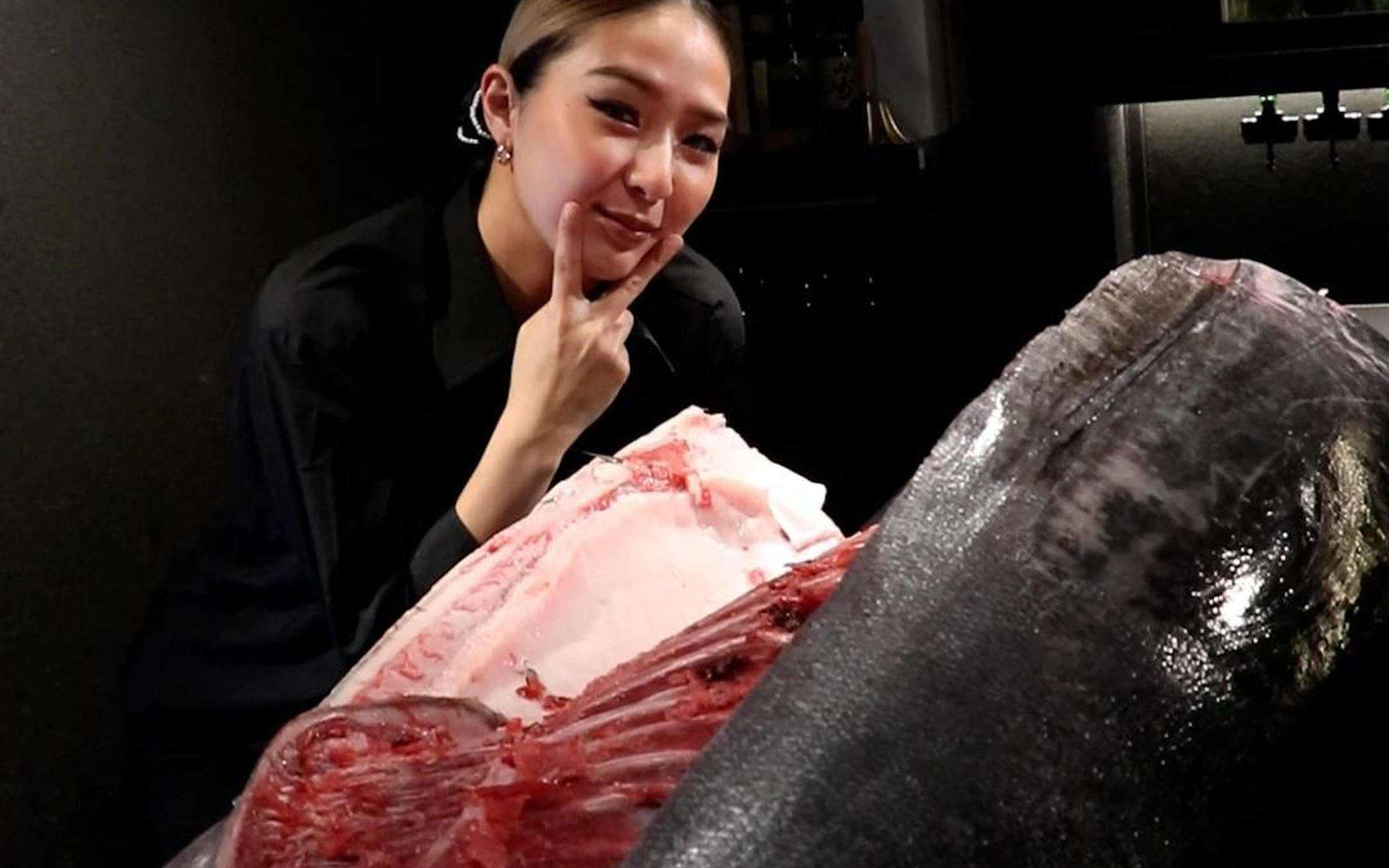 Tokyo: Tuna Cutting Show with Unlimited Sushi & Drinks - Thumbnail 46