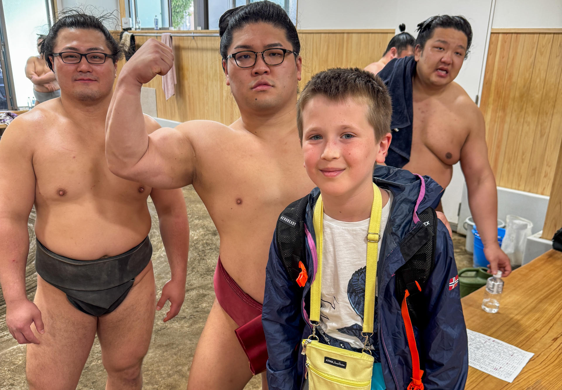 Tokyo Real Sumo Morning Practice with Expert Reporter - Thumbnail 28