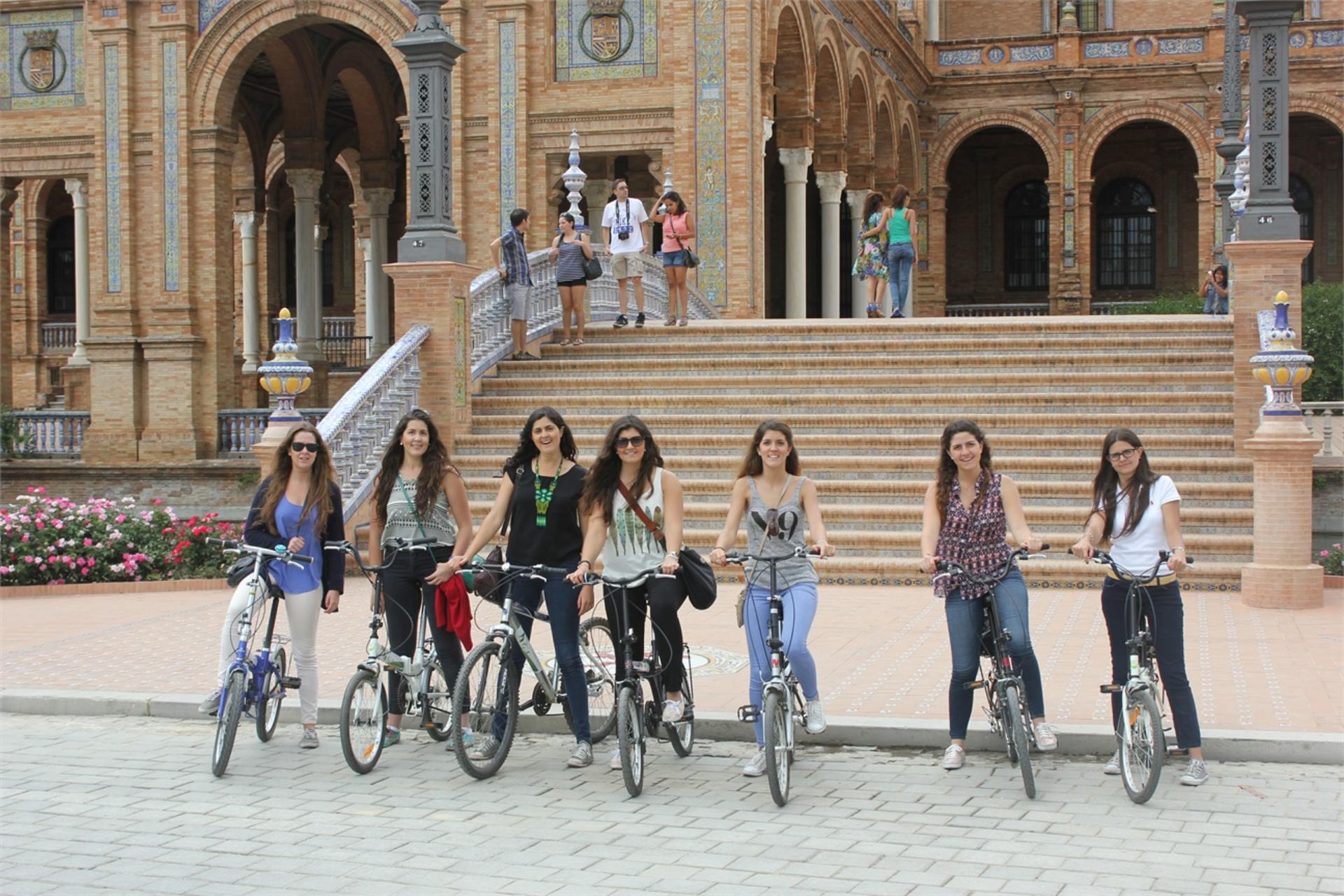 Seville City and Monuments Bike Tour - Thumbnail 3