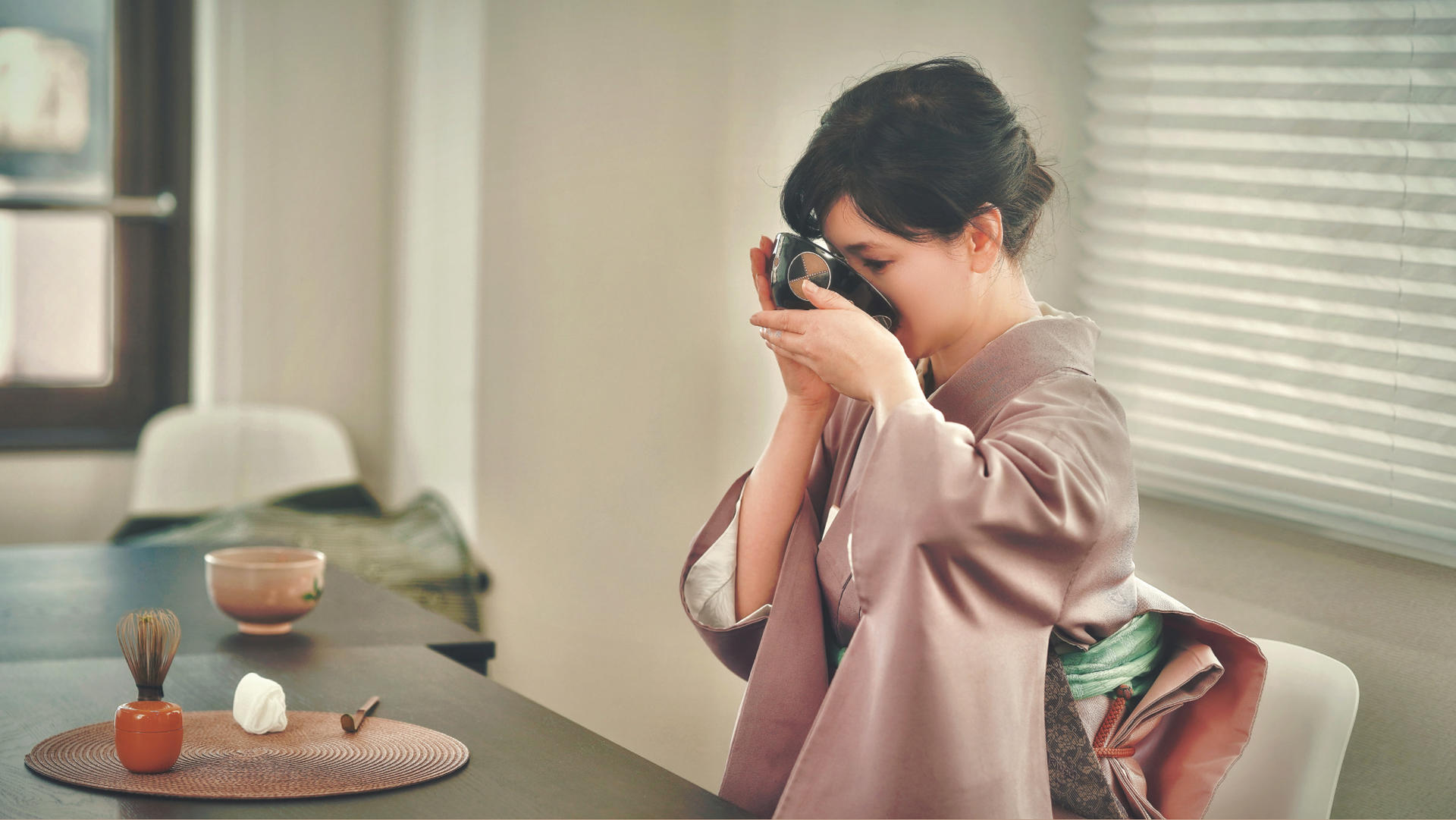 Enjoy an authentic Japanese tea ceremony and kimono experience in Asakusa - Image 1
