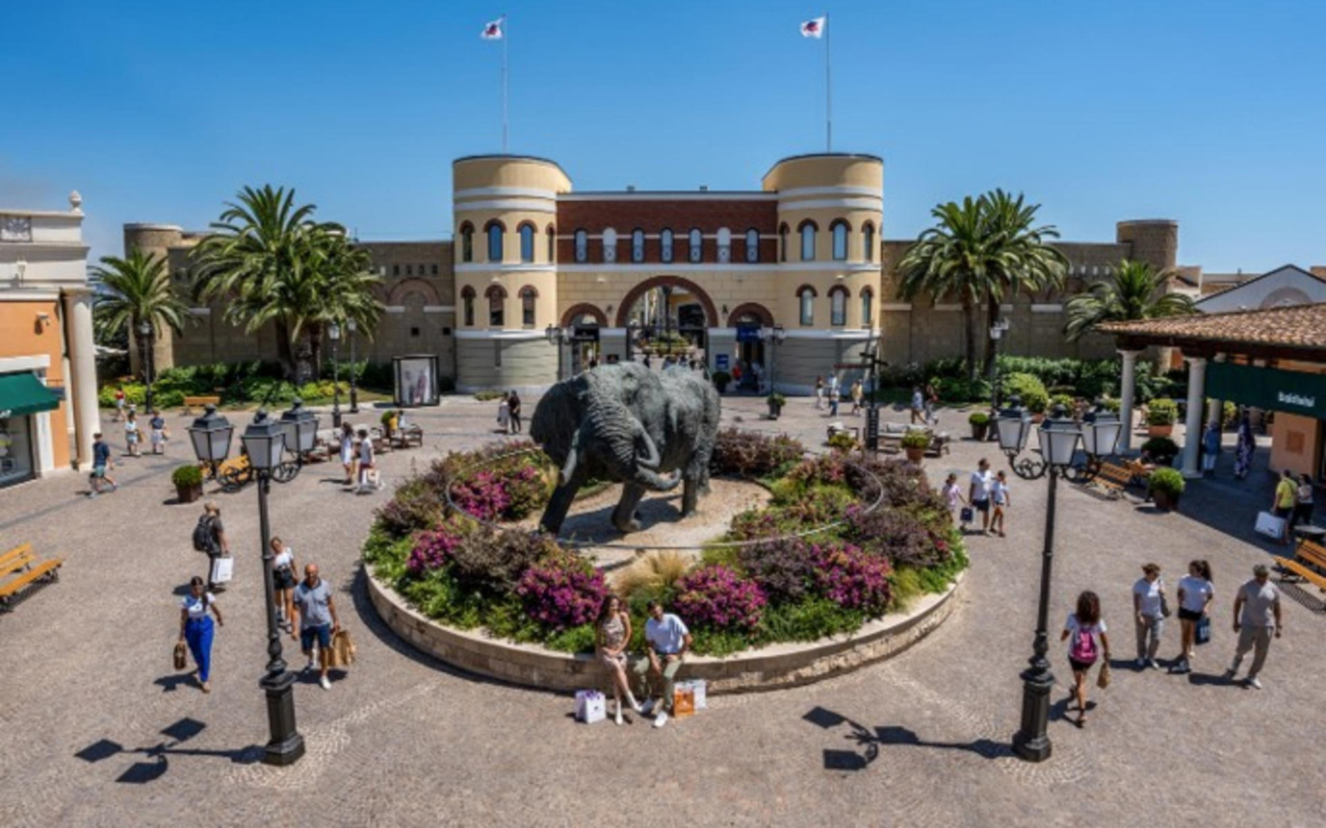McArthurGlen Castel Romano Outlet Store Voucher - Thumbnail 2