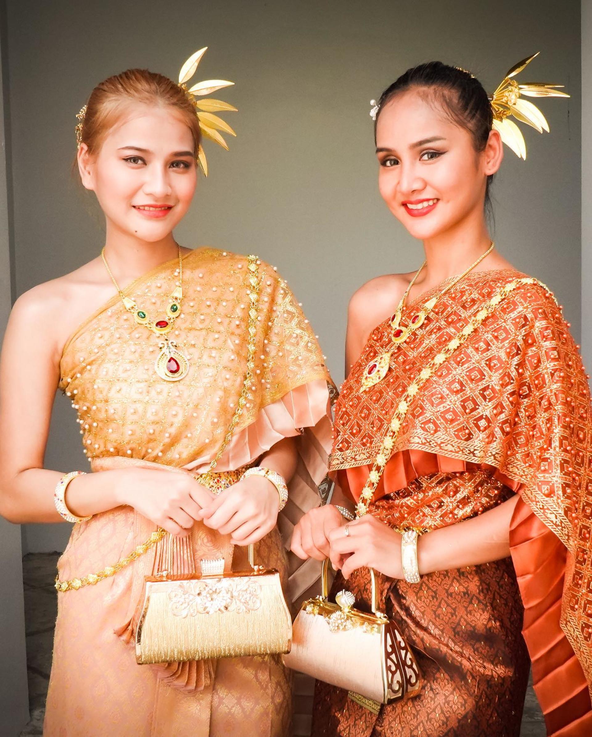 (Free eSIM)Thai Costume Photo Tour- Wat Arun in Bangkok(MyProGuide) - Thumbnail 7