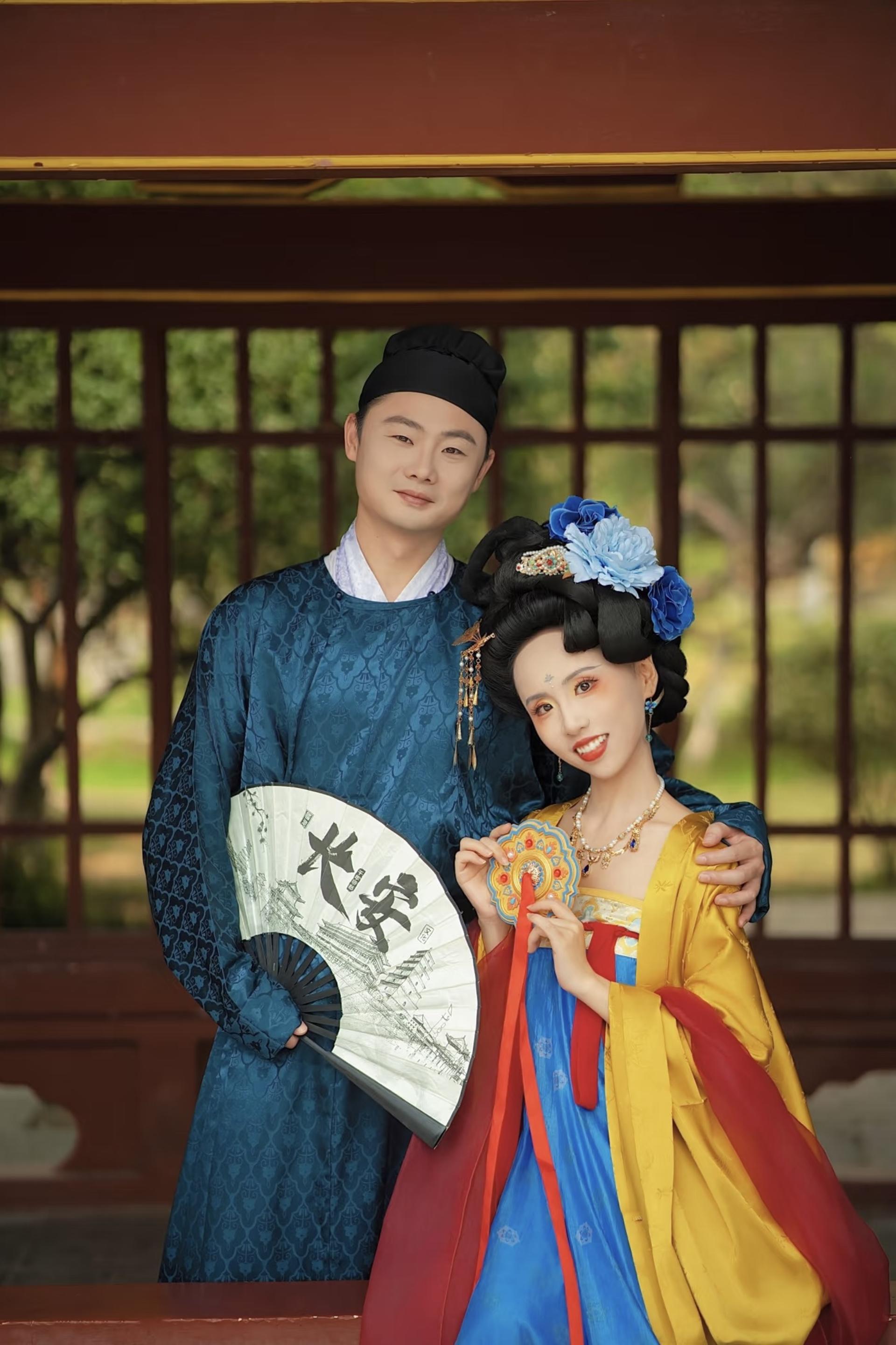 Shanghai Yu Garden Traditional Chinese Costume Hanfu Qipao Experience (Hanfu Rental/Makeup/Photography) - Thumbnail 31
