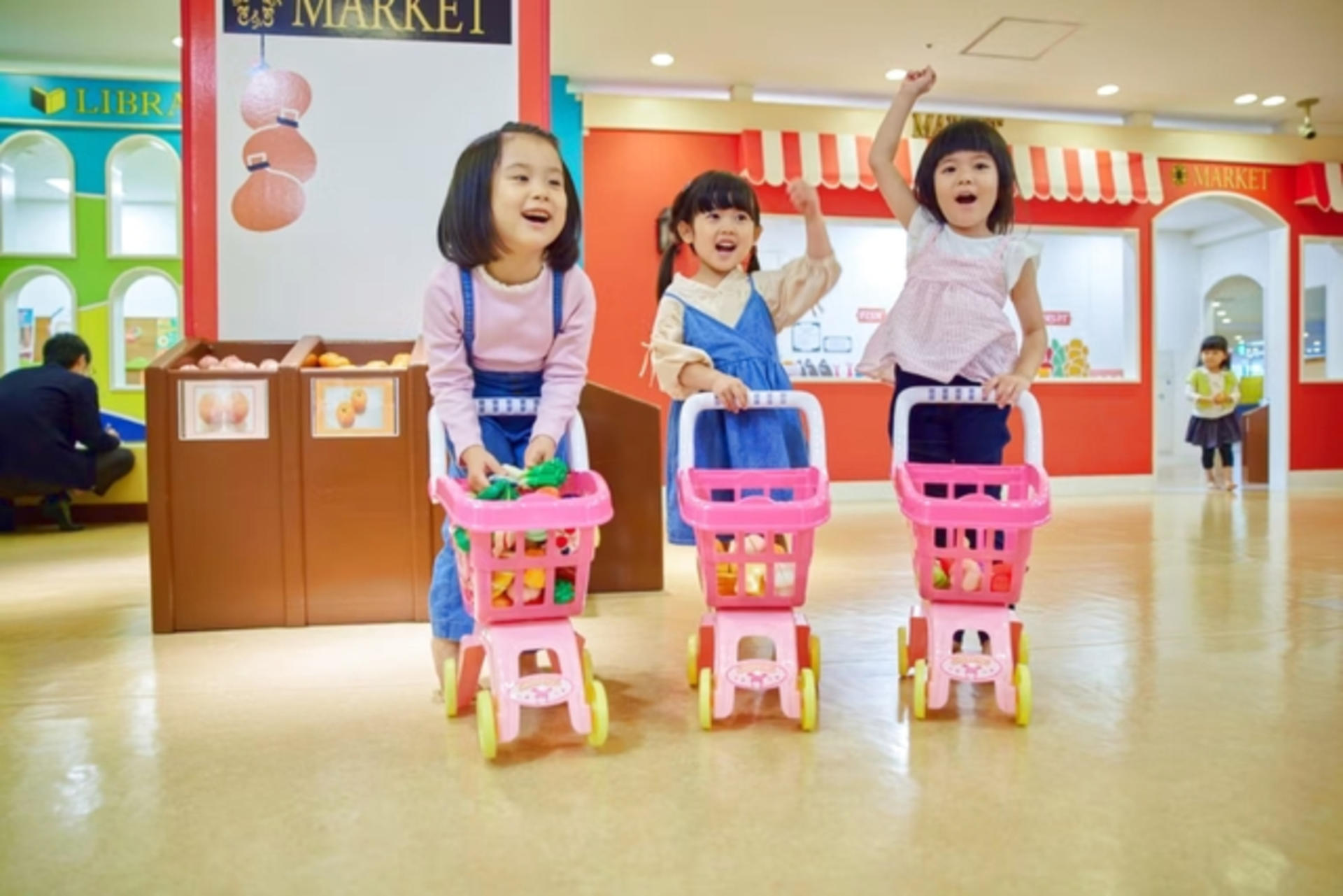 Indoor kids' facility ASOBono! in Tokyo - Thumbnail 3
