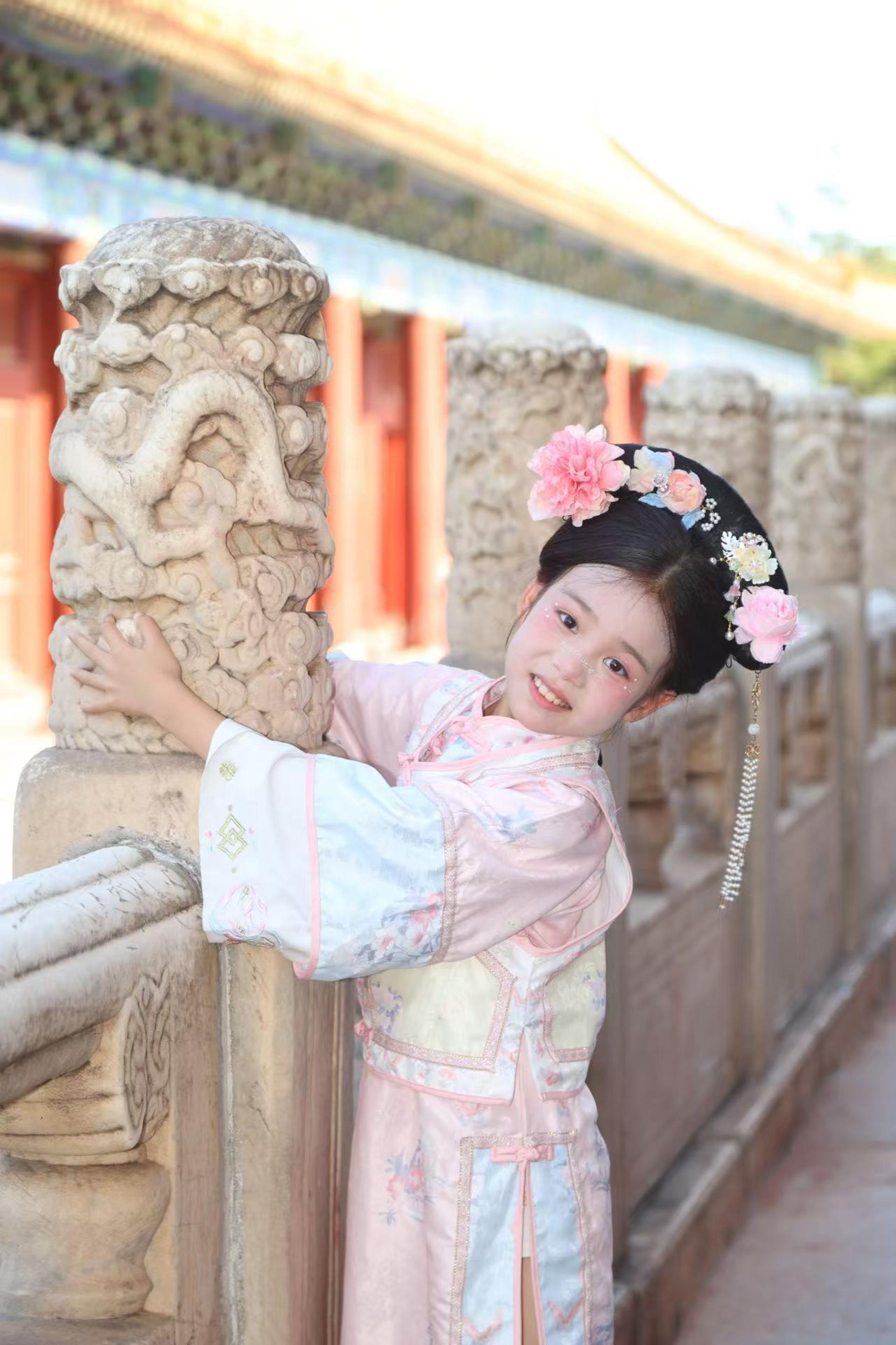 Beijing Ancient Costume Experience Photography [Free Choice of Clothing + Exquisite Makeup & Styling + Professional Photographer] - Thumbnail 61