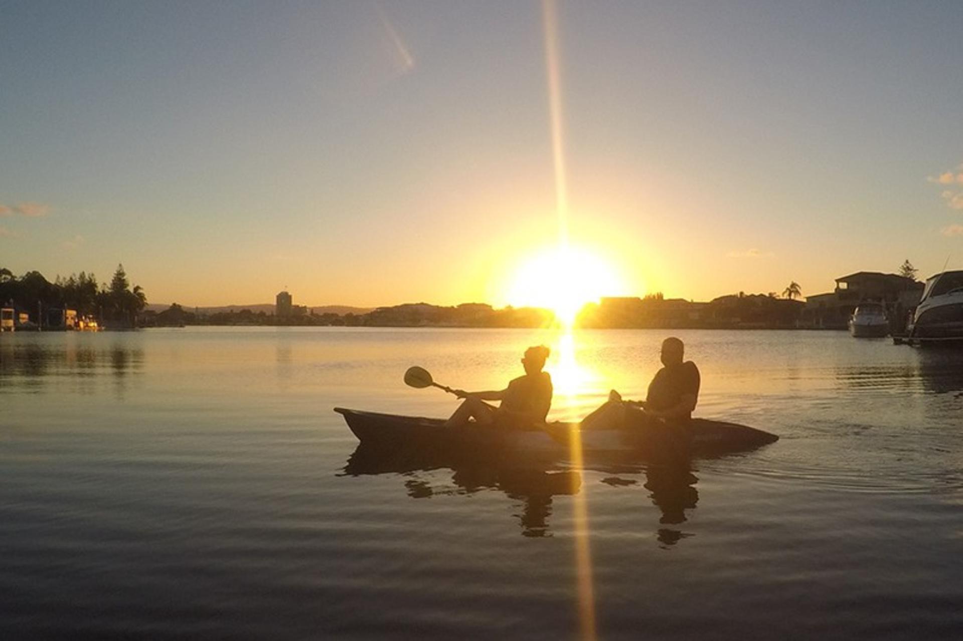 Surfers Paradise Sunset Kayak Adventure in Gold Coast - Thumbnail 2