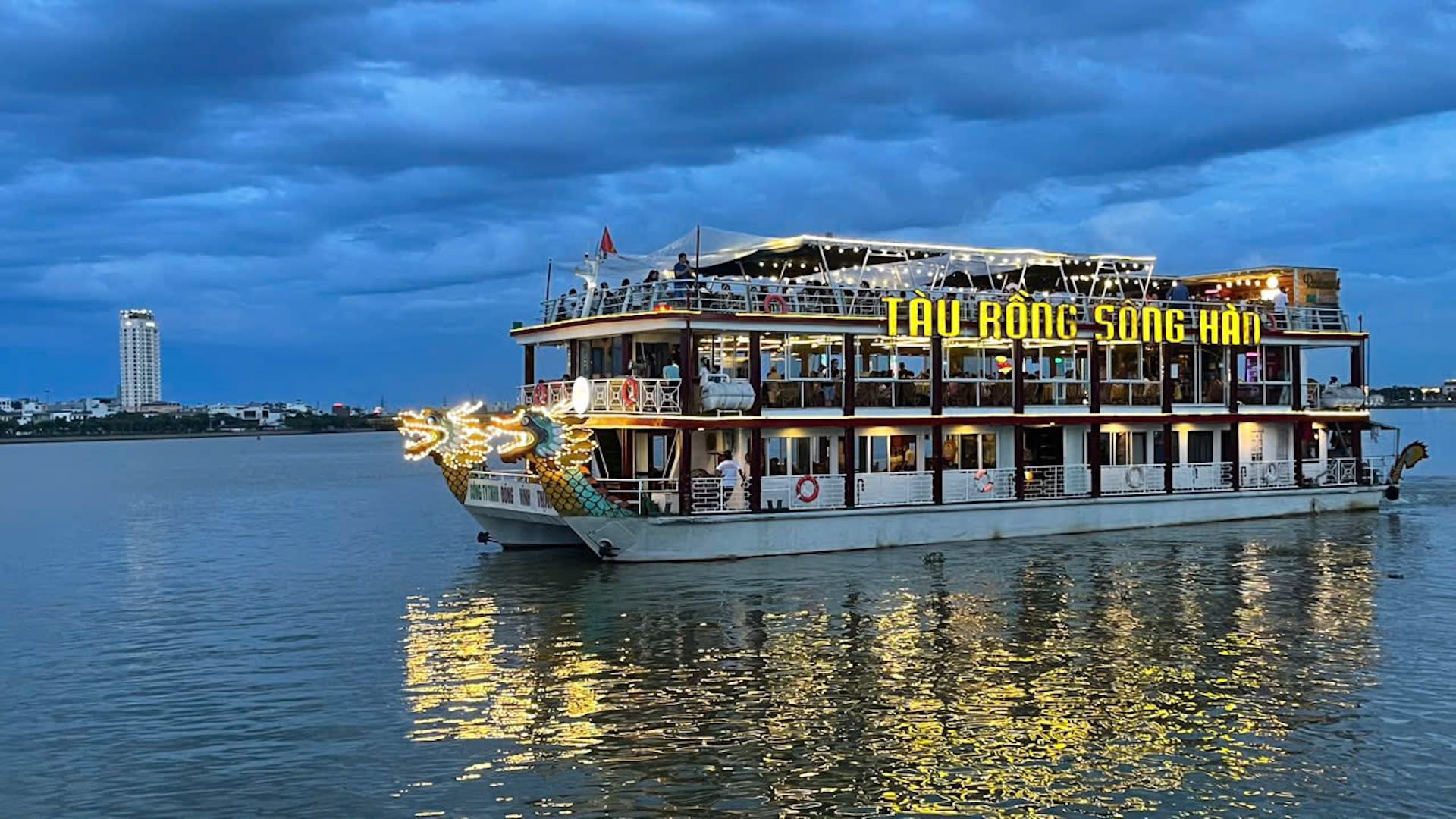 Han River Night Cruises By Tau Rong Song Han - Thumbnail 6