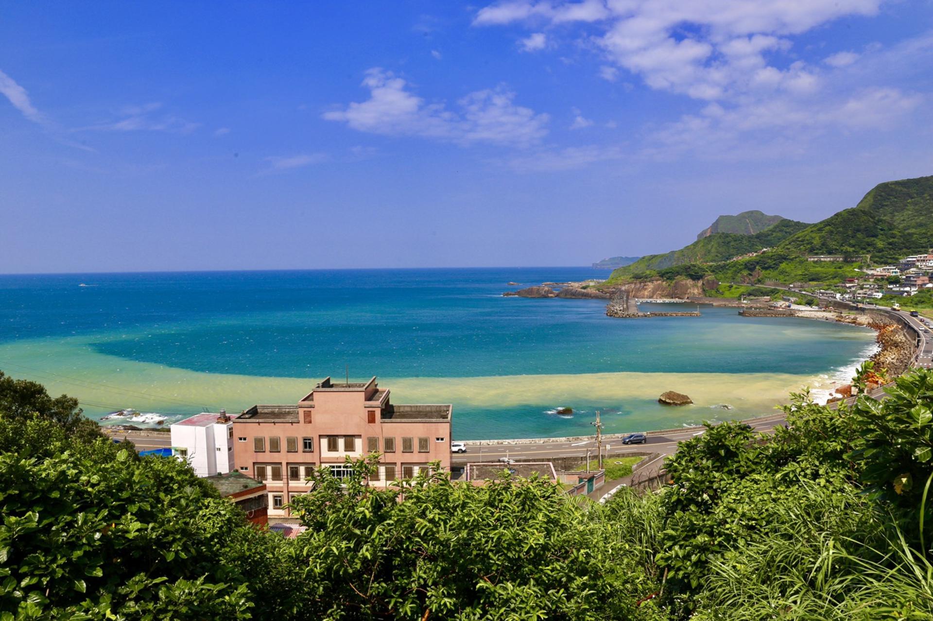 Yehliu & Jiufen & Shifen Day Tour (Optional Tiaoshi Coast) - Thumbnail 10