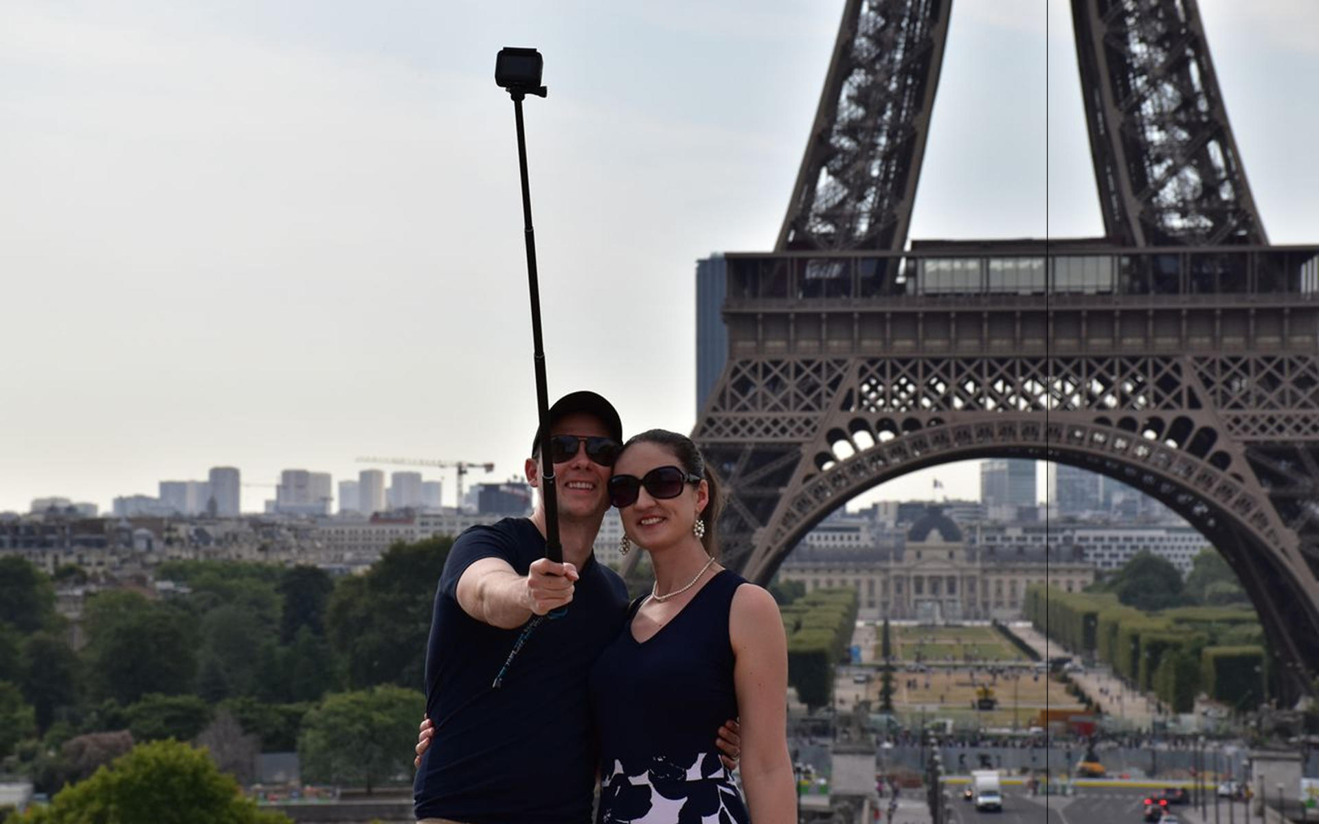 Eiffel Tower Guided Tour with Seine River Cruise - Thumbnail 8
