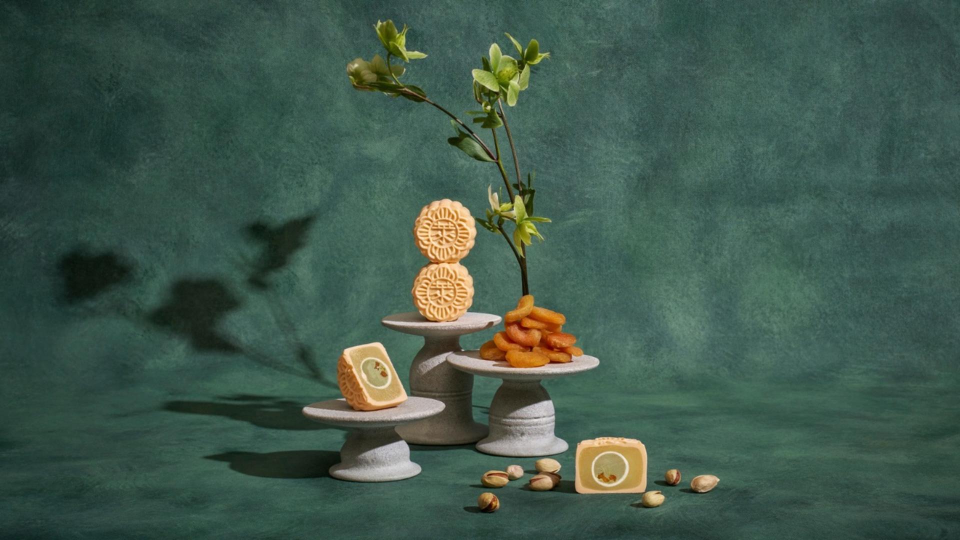 The Original Raffles Singapore Mooncake - Thumbnail 8
