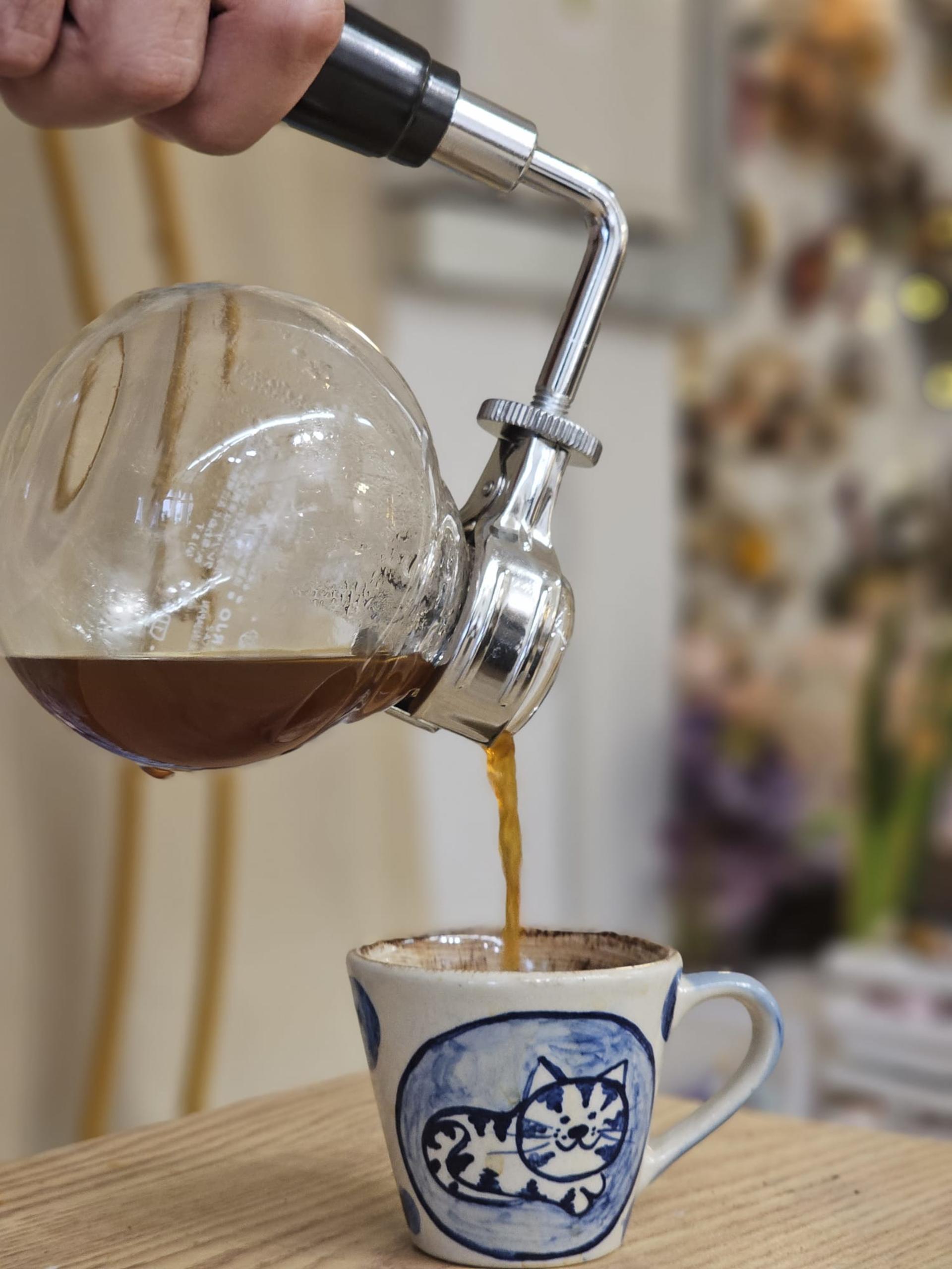 Specialty Coffee Hand Drip x Syphon Brewing and Introductory Coffee Knowledge Course - Thumbnail 10