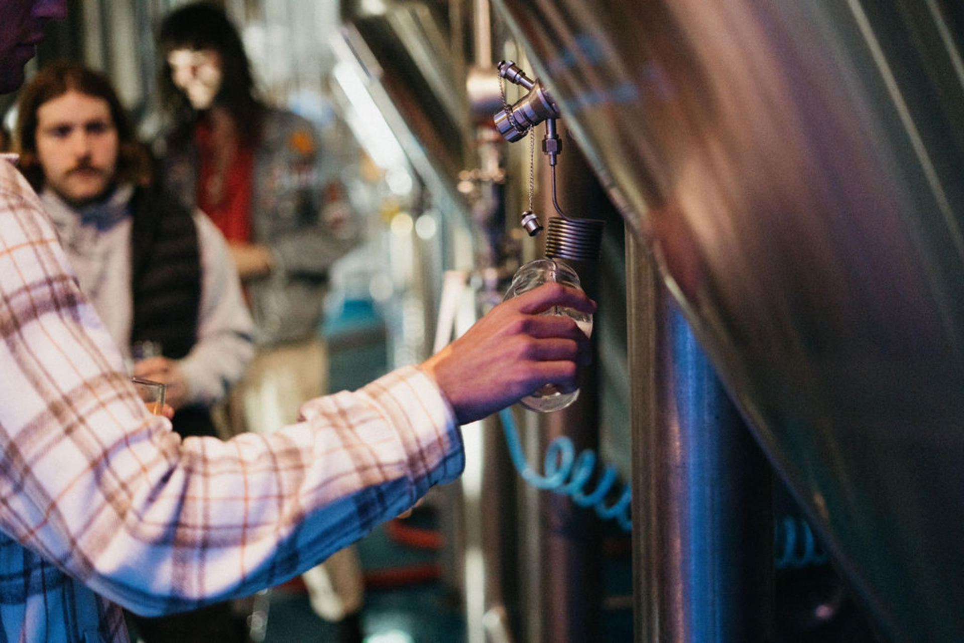 Fremantle Brewery Tour & Tasting - Thumbnail 4