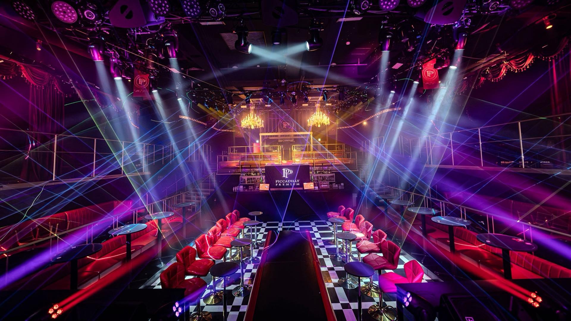 Osaka Umeda: PICCADILLY Live Show & Nightclub & Shisha | VIP Package - Thumbnail 14