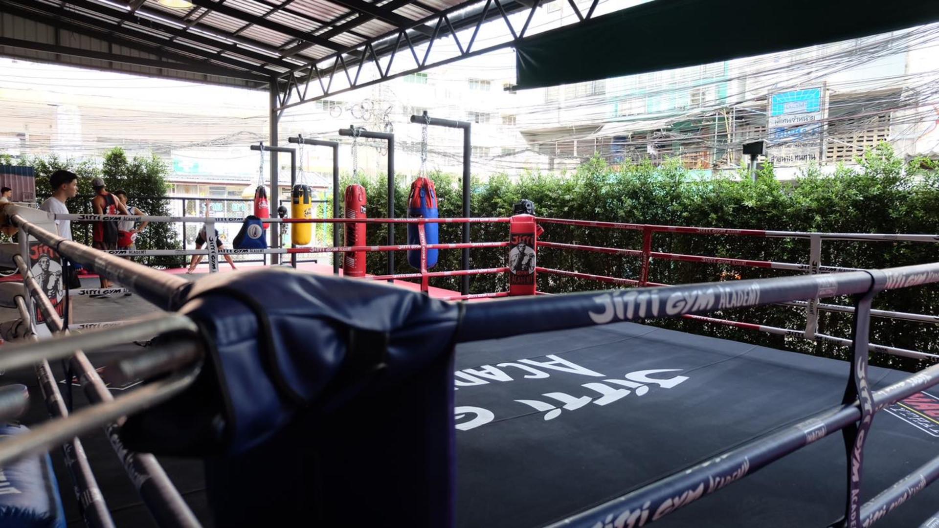 Rithirit Gym Academy Muay Thai Class and Accommodation in Bangkok - Thumbnail 2