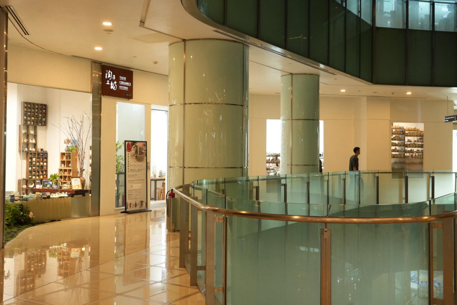 Ceramic and Pottery Workshop in Orchard Gateway - Thumbnail 7