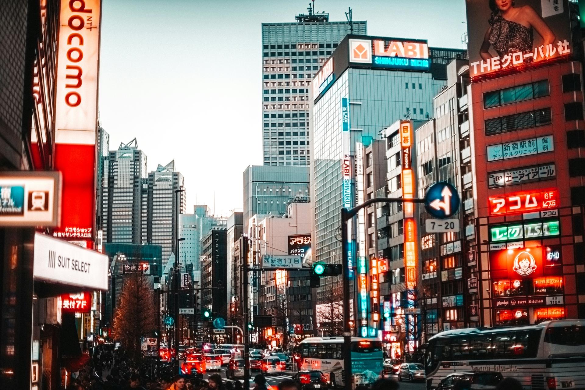 HYPERTOKYO: Shinjuku and Shibuya Half Day Walking Tour - Thumbnail 14