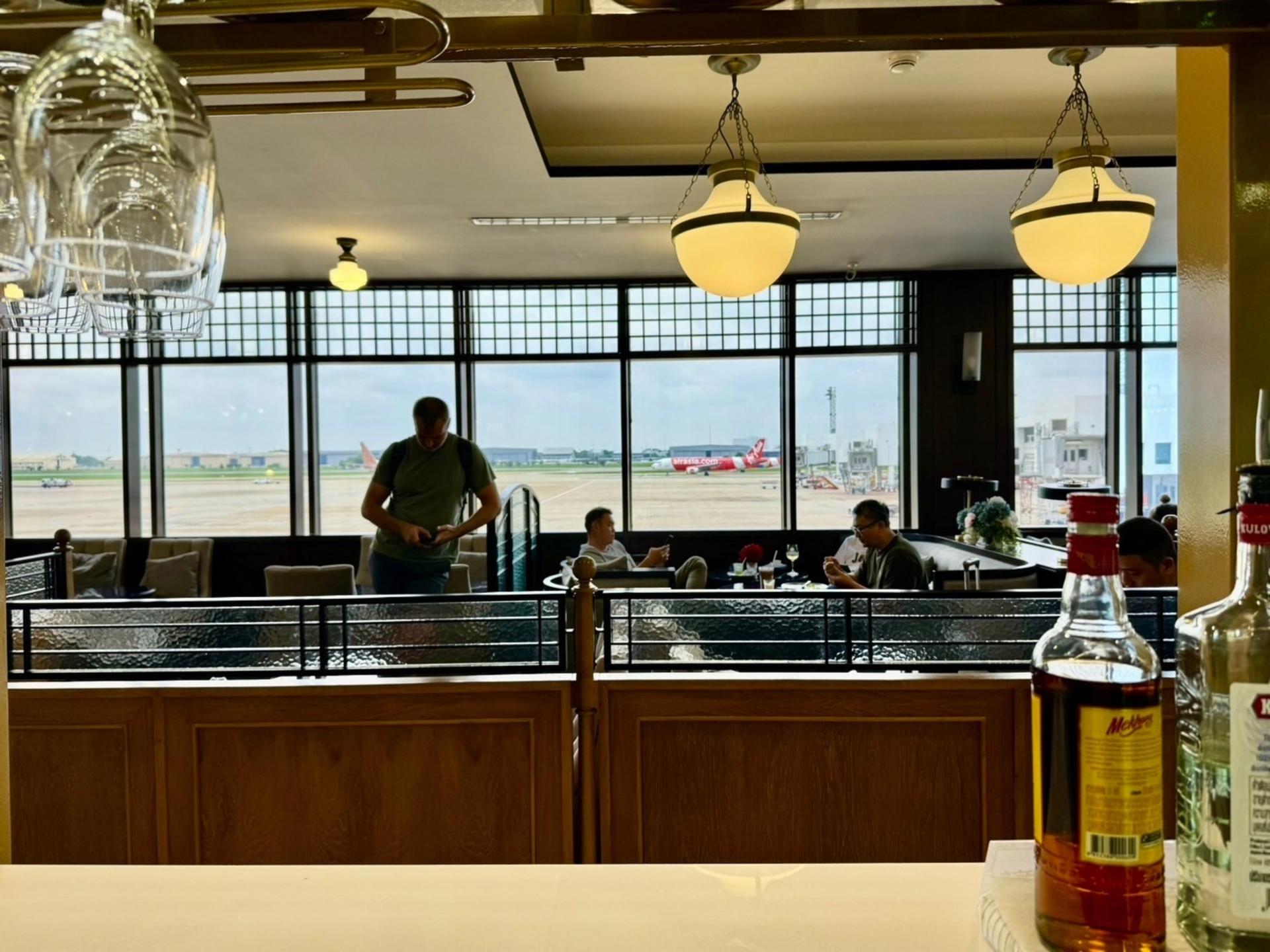 The Coral Executive Lounge Donmuang Airport (DMK) - Thumbnail 2