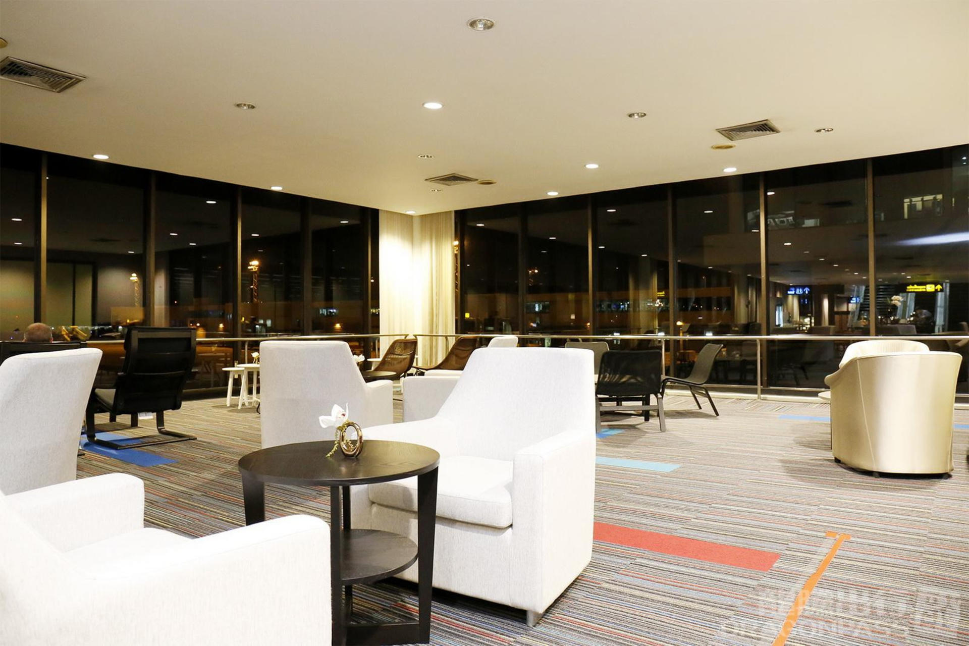 Don Mueang International Airport Lounge Service - Thumbnail 3