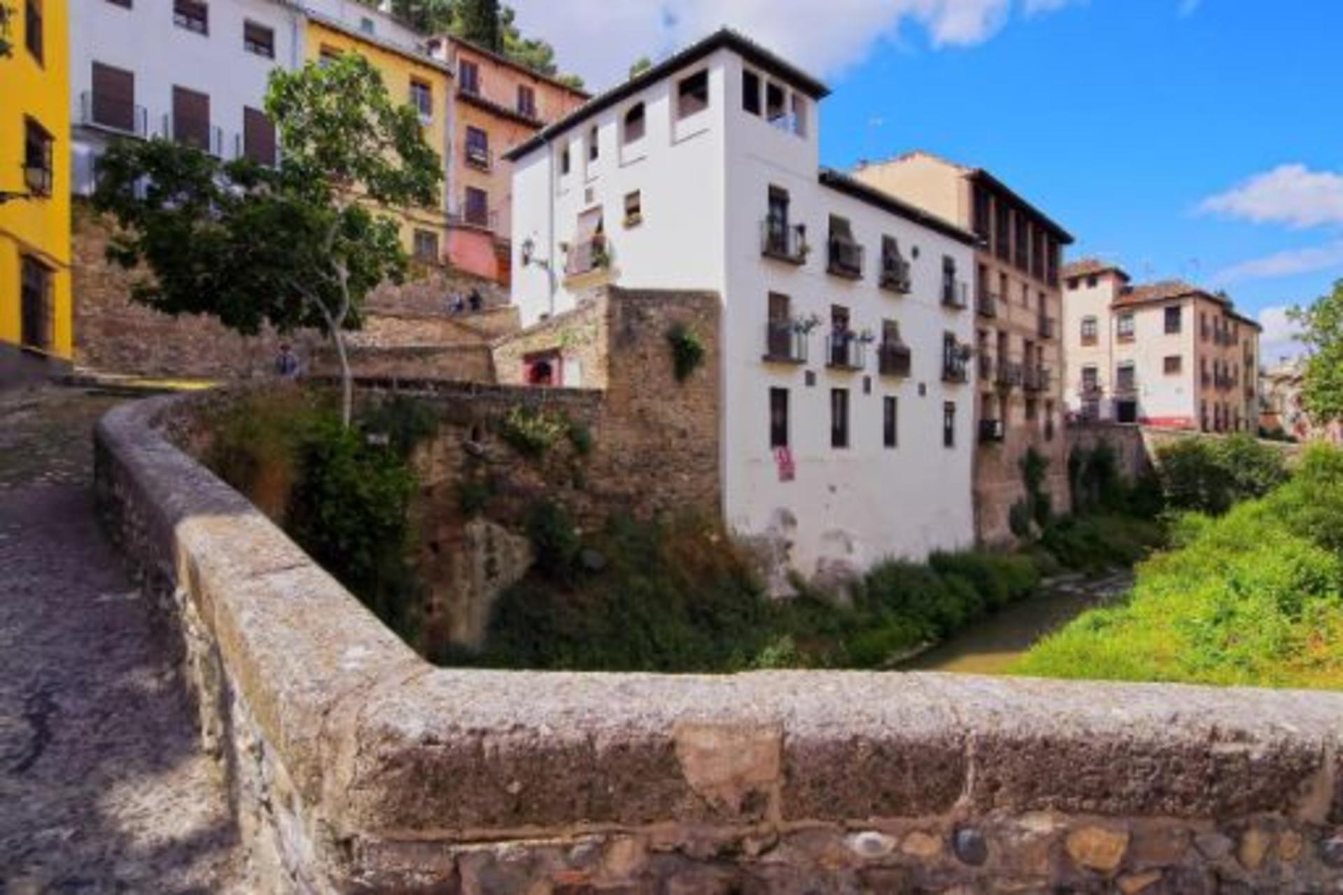Albaicin and Sacromonte Walking Tour - Thumbnail 5
