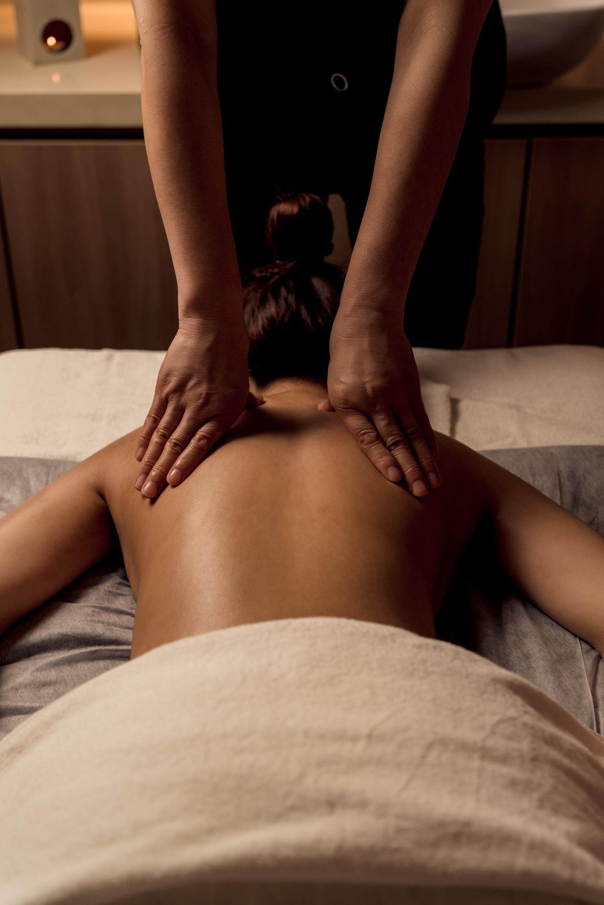 Acupressure Therapy at Jean Yip Loft  - Thumbnail 2