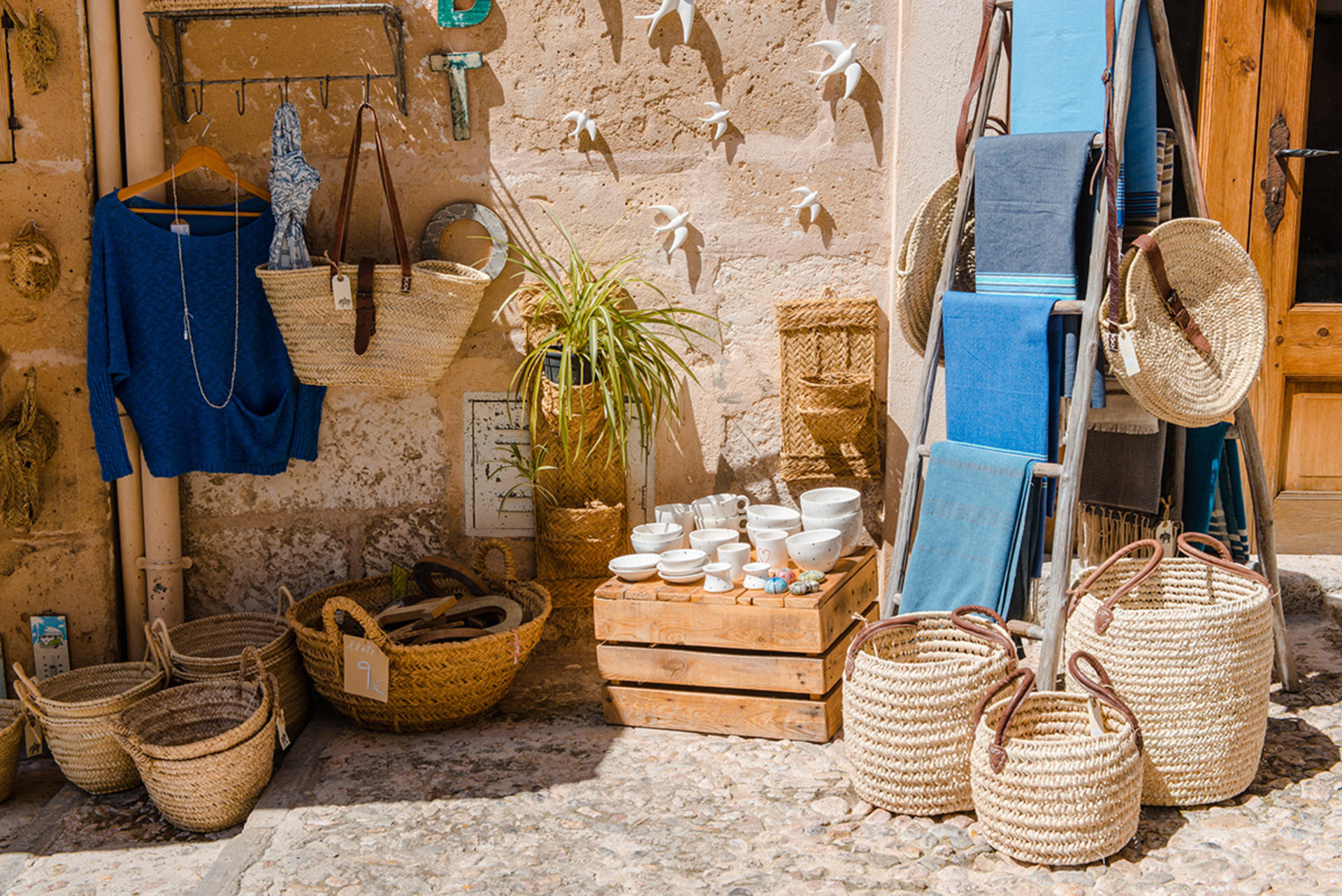 Palma Santanyí Outdoor Market Half-Day Local Village Discovery - Thumbnail 2