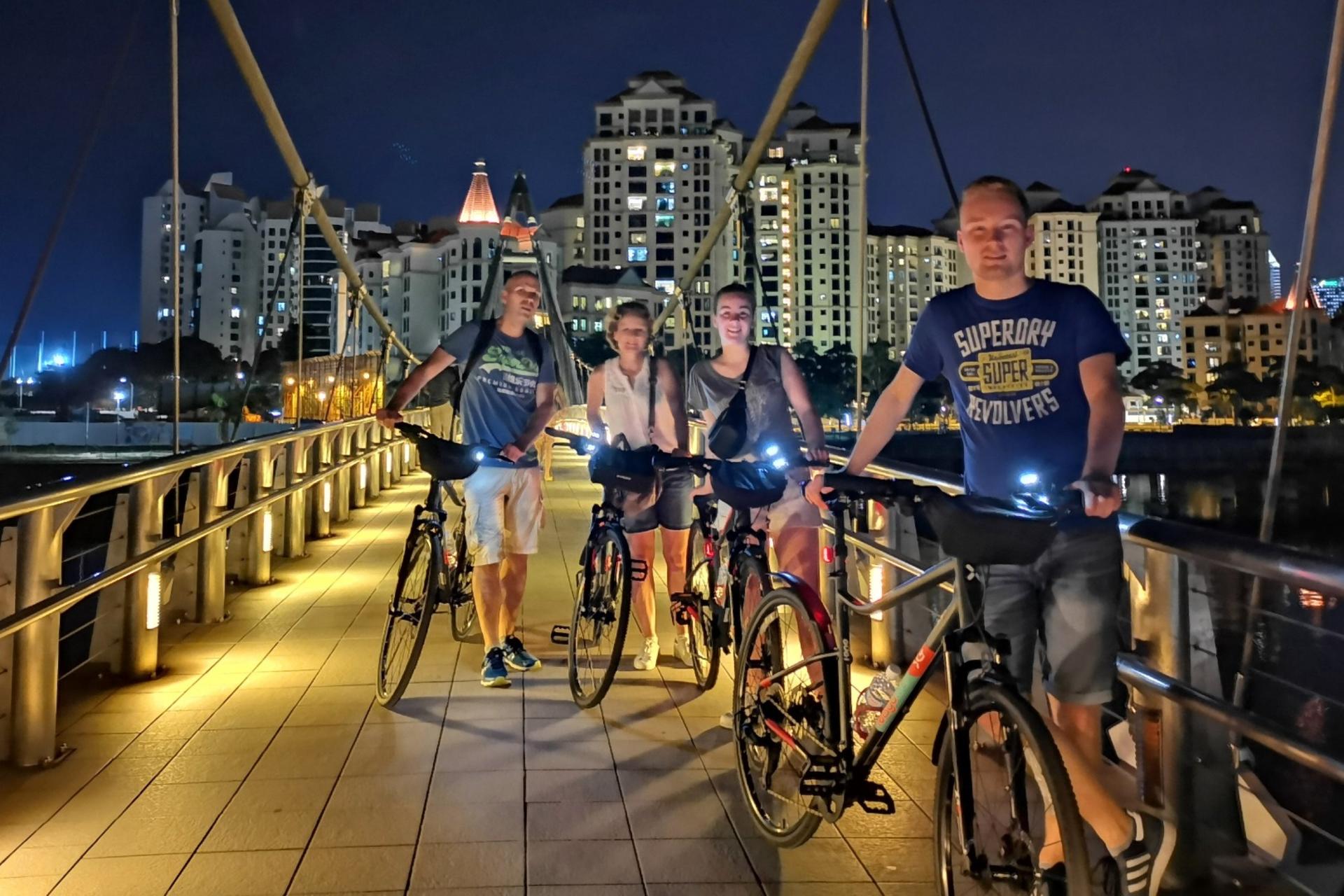 Singapore Marina Bay Evening Bike Tour - Thumbnail 3