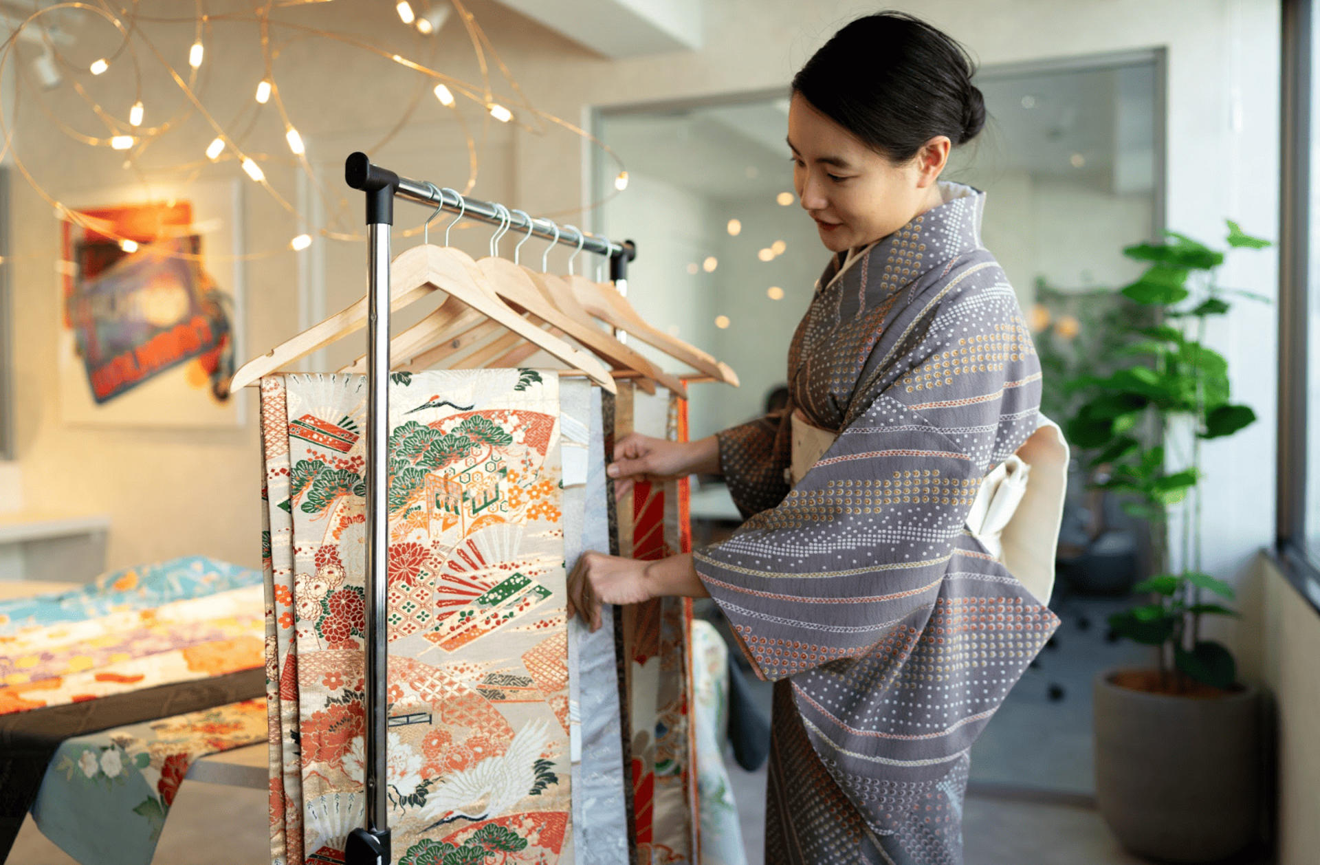 Kimono Art Workshop in Tokyo - Thumbnail 4