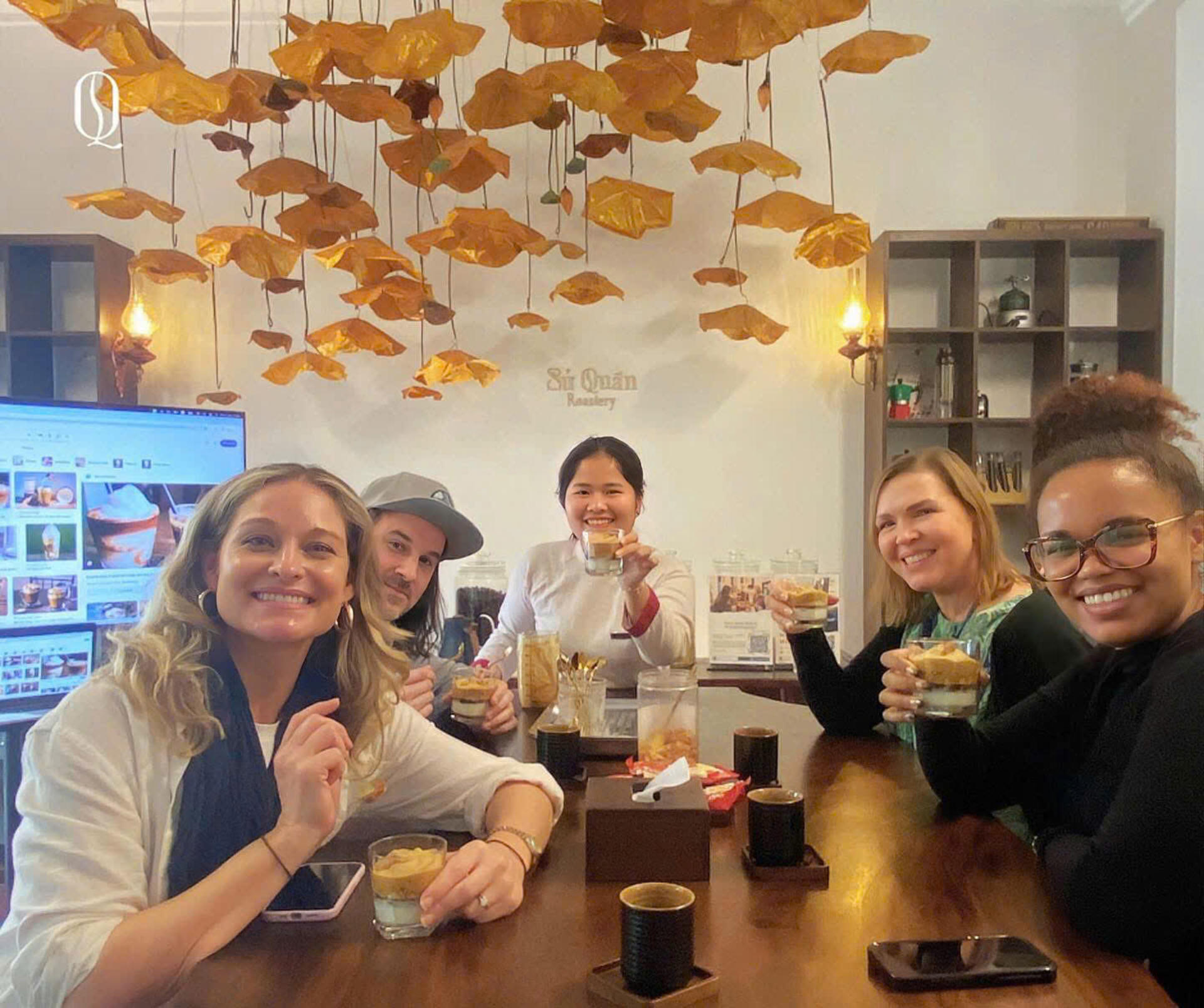 Vietnamese Coffee Workshop by Rose Kitchen in Ha Noi - Thumbnail 9