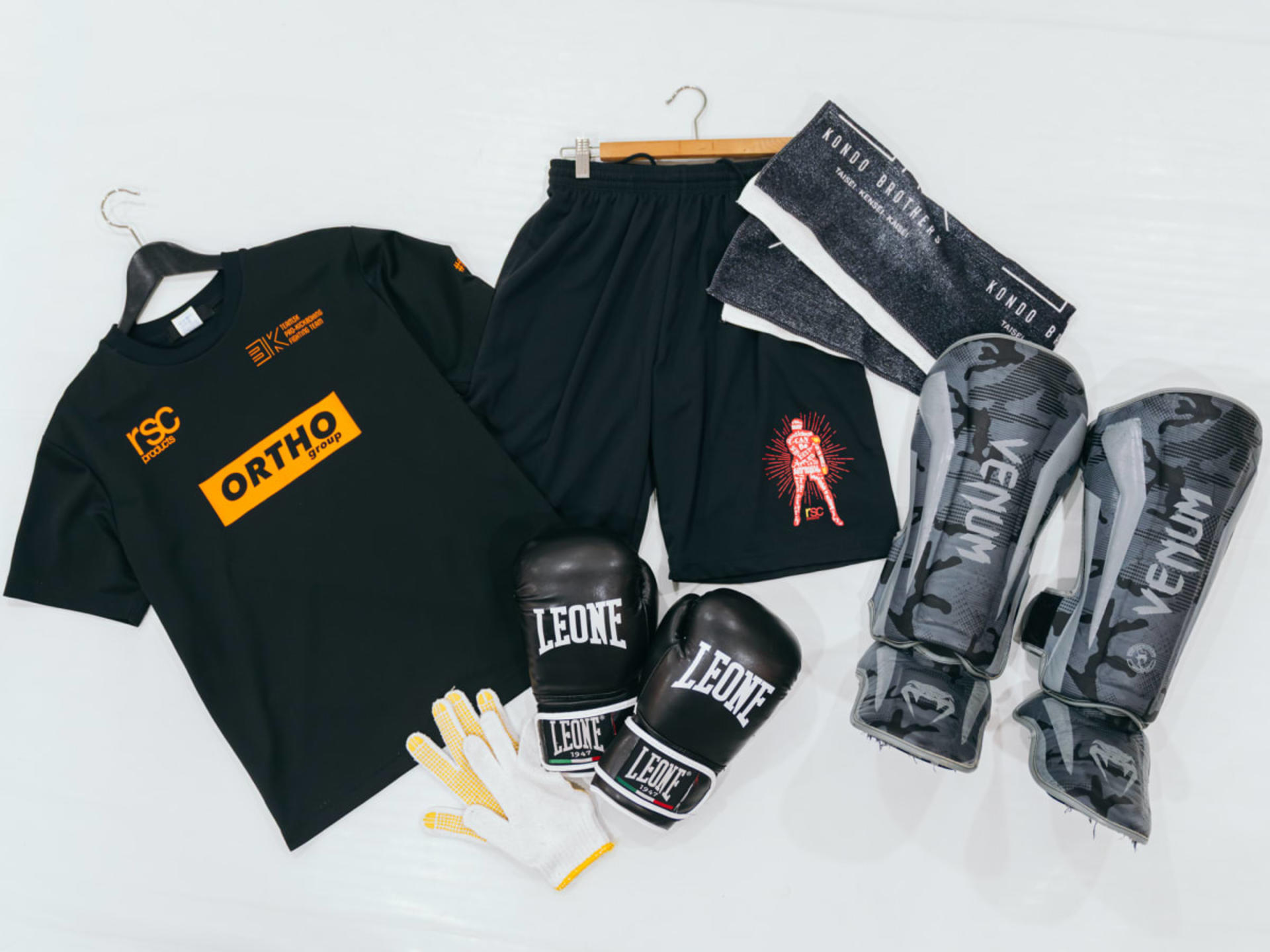 [Experience Tours Osaka]: Kickboxing with Pro Fighters - Thumbnail 38