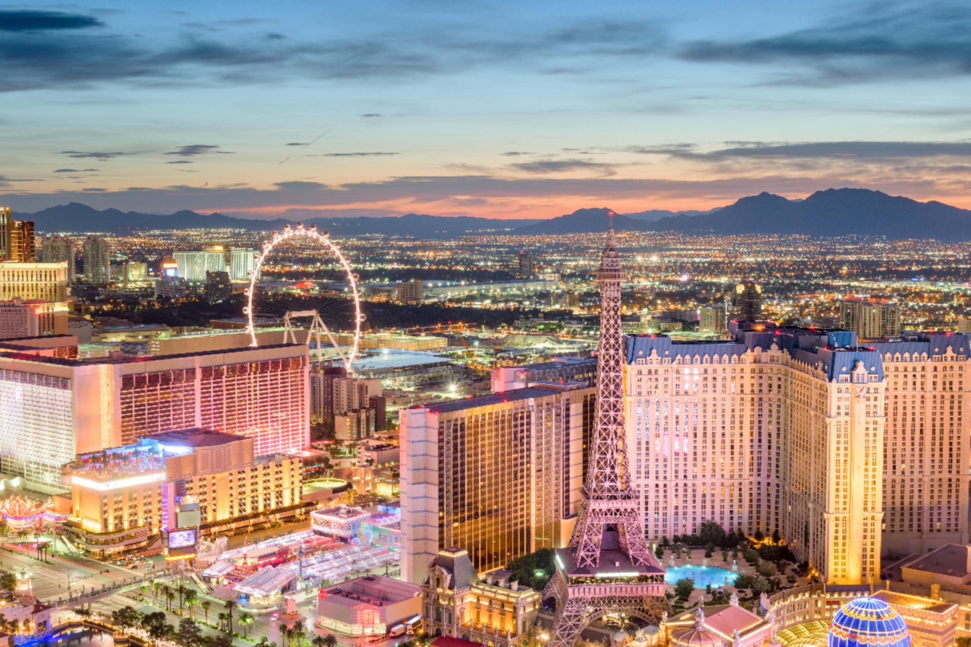 Las Vegas Strip Walking Tour with Audio Guide - Thumbnail 15