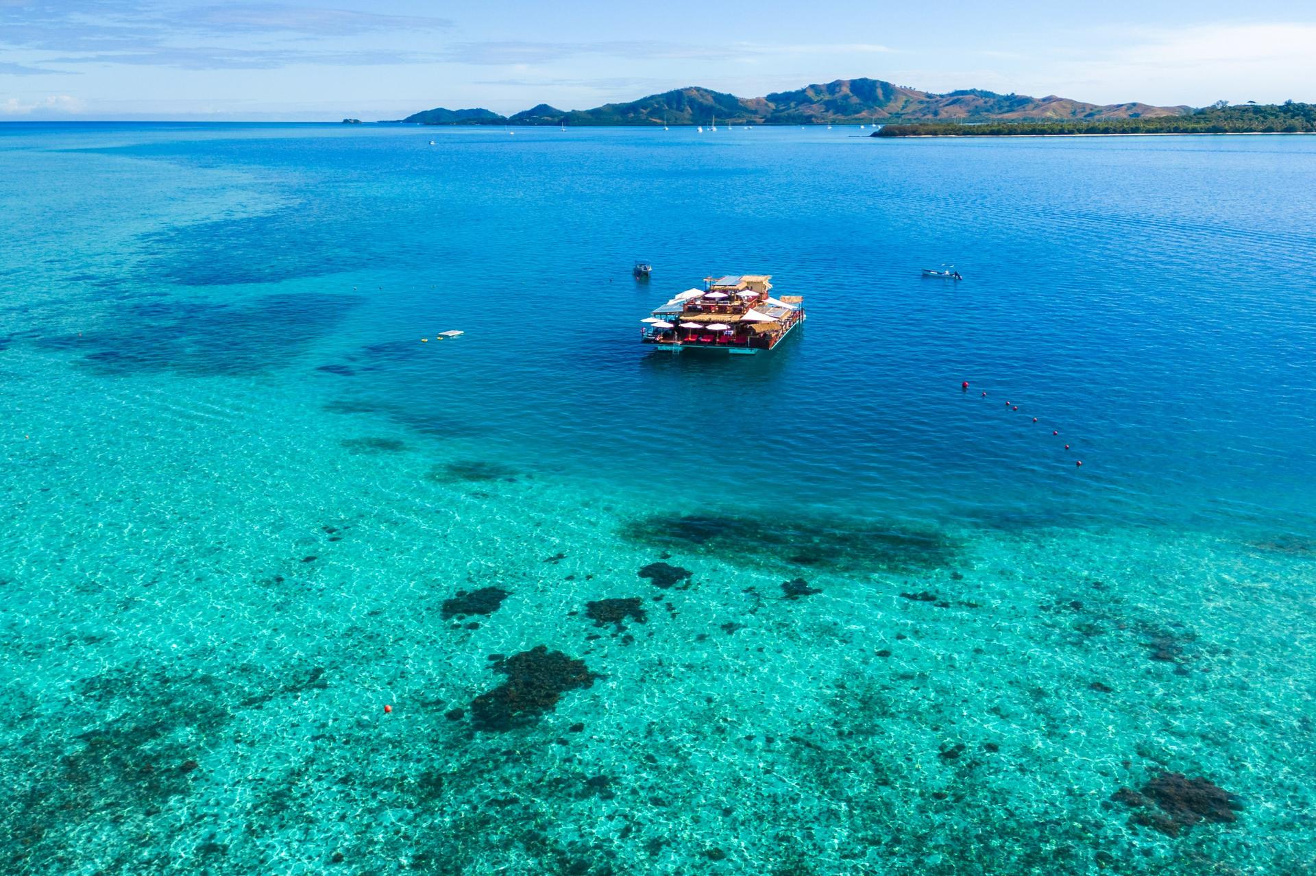 Seventh Heaven Fiji Experience on a Floating Platform - Thumbnail 16