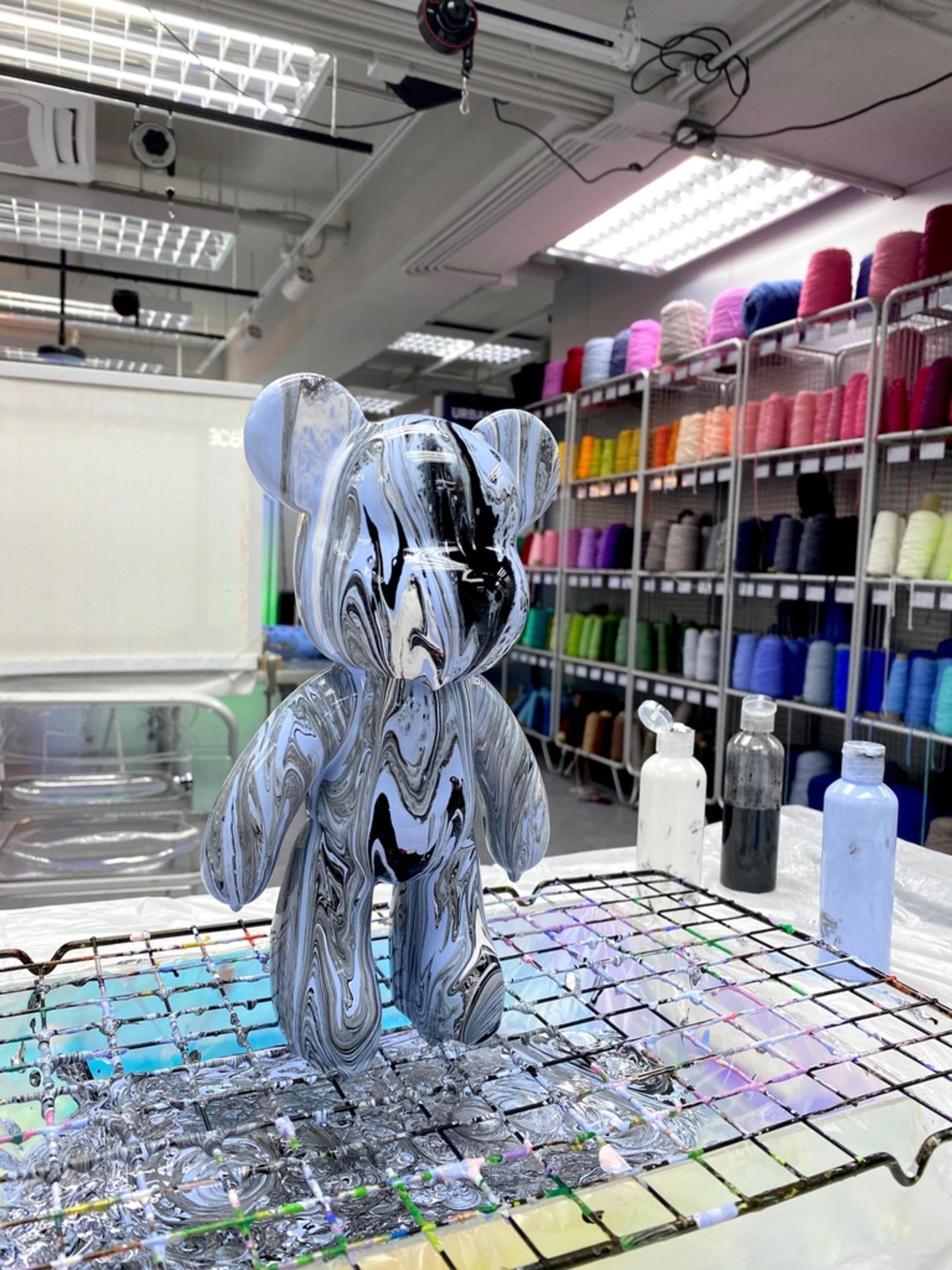 URBANPEACE - Fluid Bear | Fluid Rabbit Coin Bank Moon Lamp | Kwun Tong - Thumbnail 17