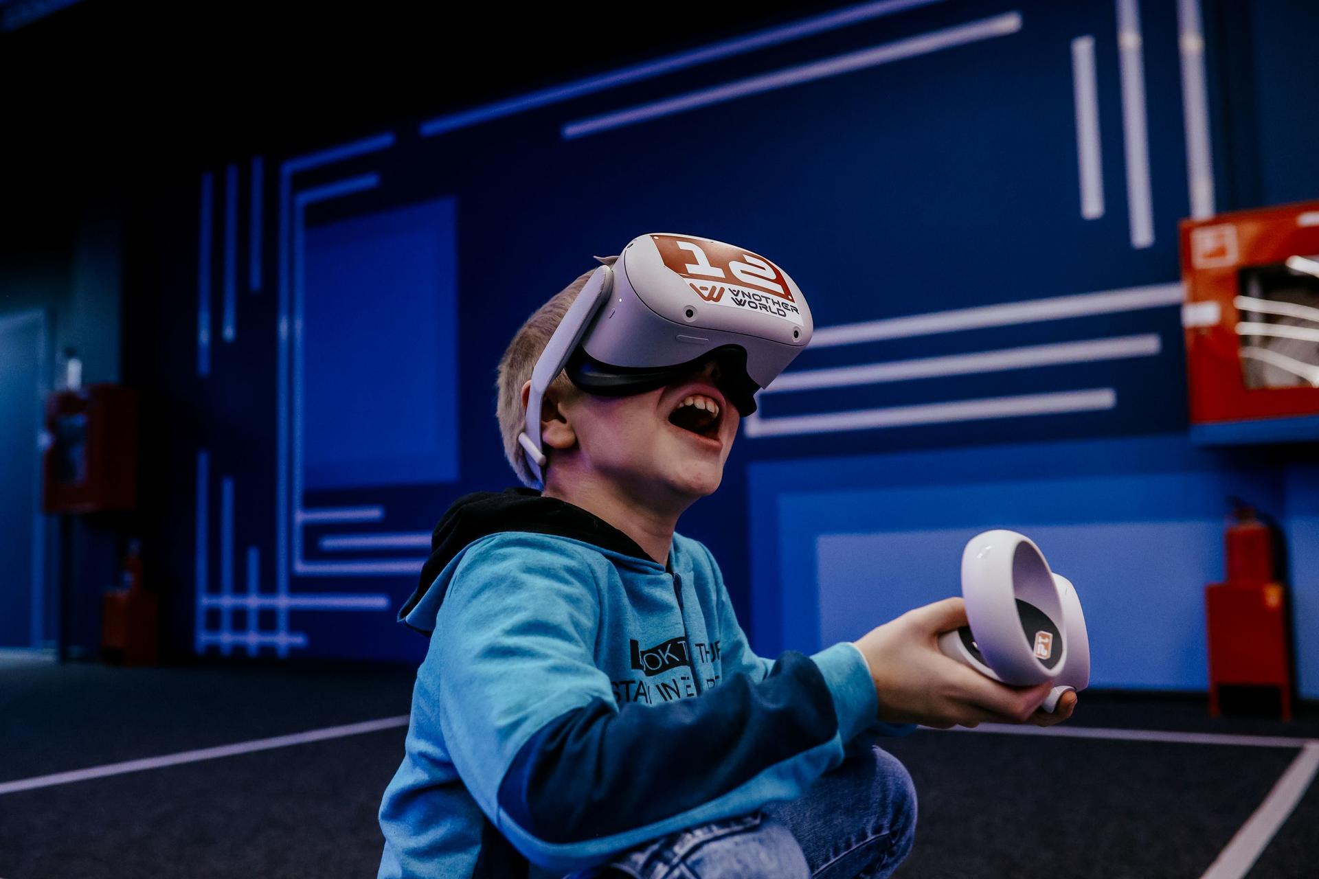 Another World VR Game Experience in Klang Valley - Thumbnail 5