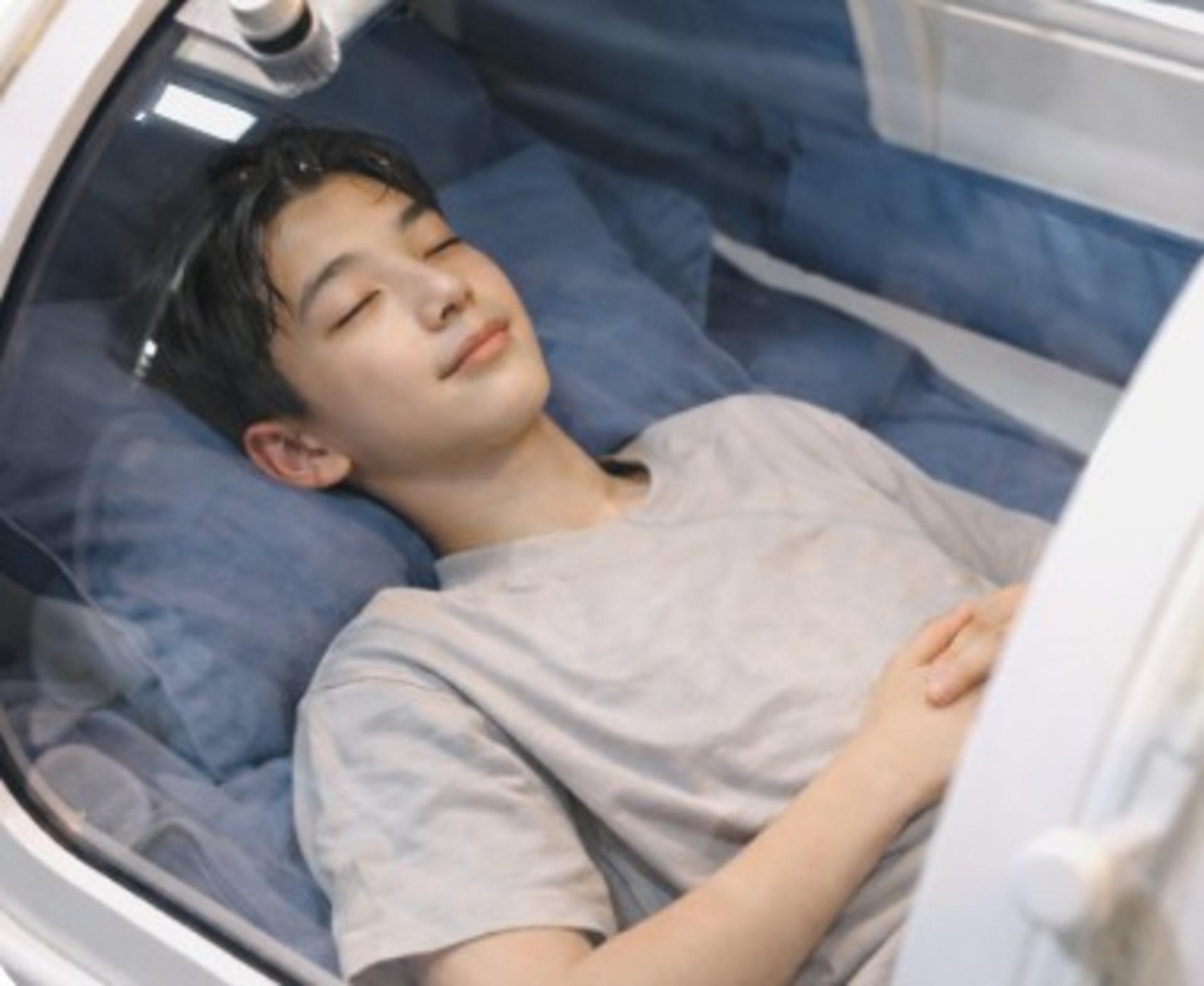 LUXCARE_HeadSpa, Lymph Drainage & DeepTissue Massage, HBOT in seoul. - Thumbnail 8
