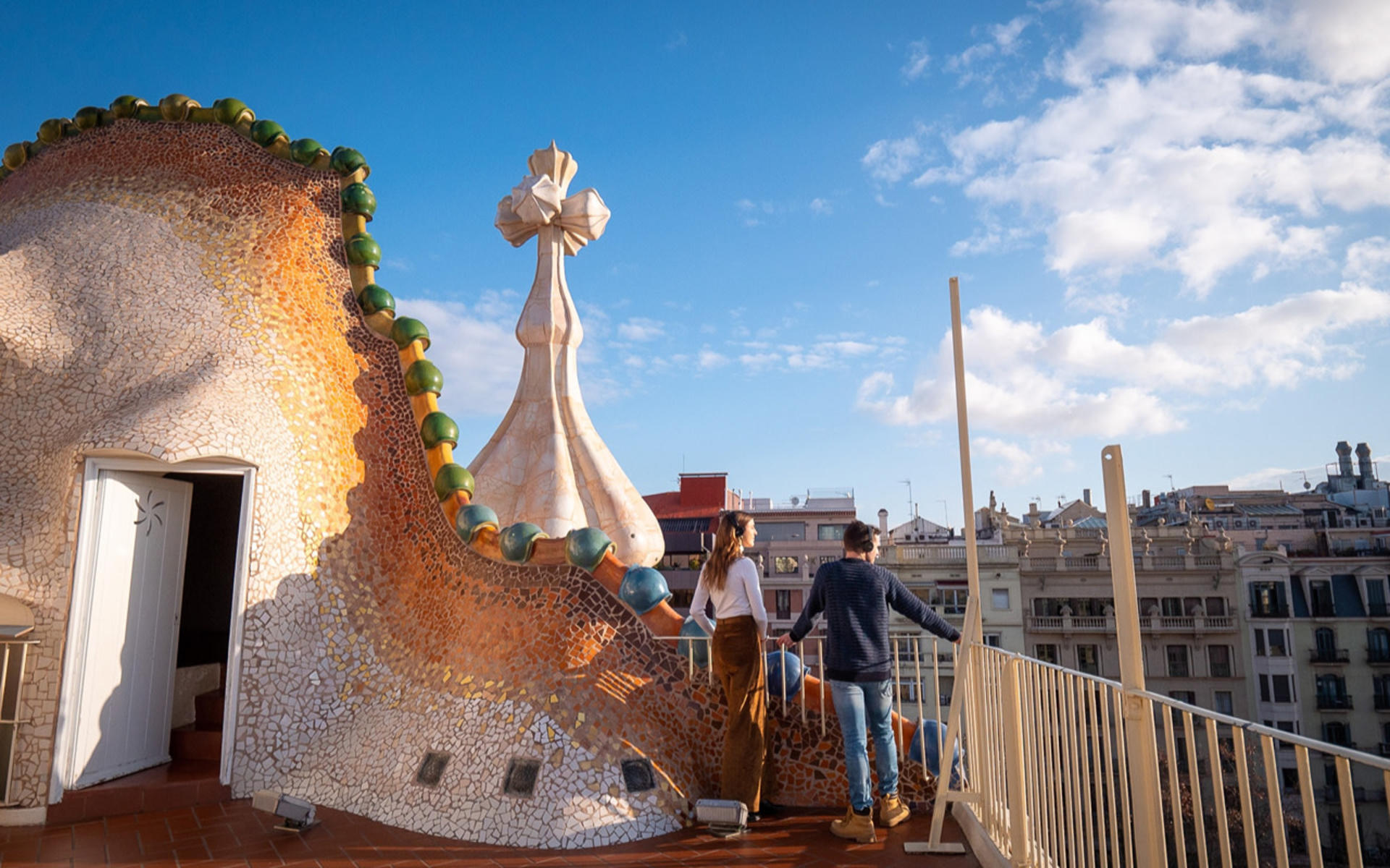 Casa Batllo Night Visit & Optional Rooftop Concert - Thumbnail 10