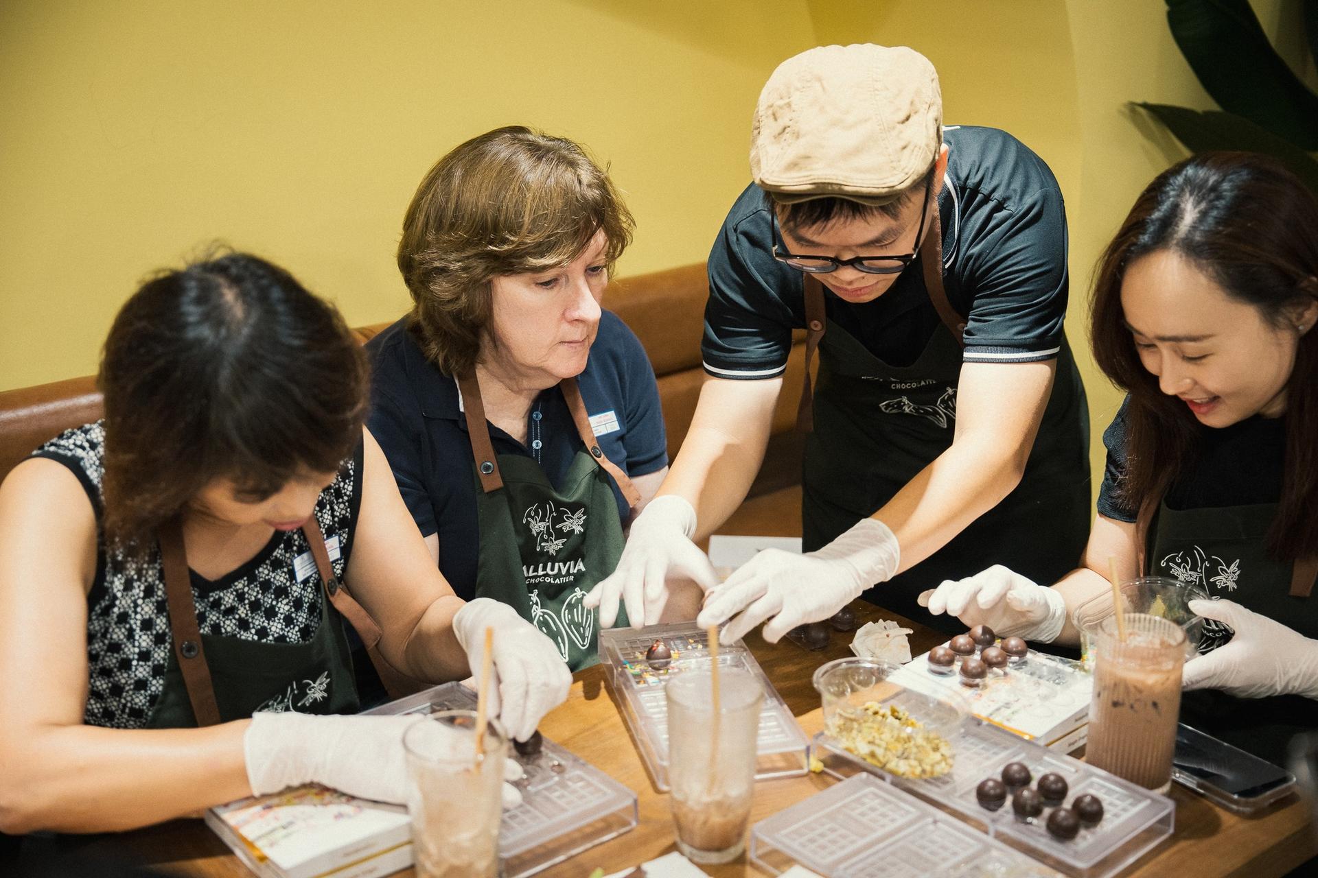 [Halal Friendly] Chocolate Making Workshop by Alluvia in Ho Chi Minh - Thumbnail 5