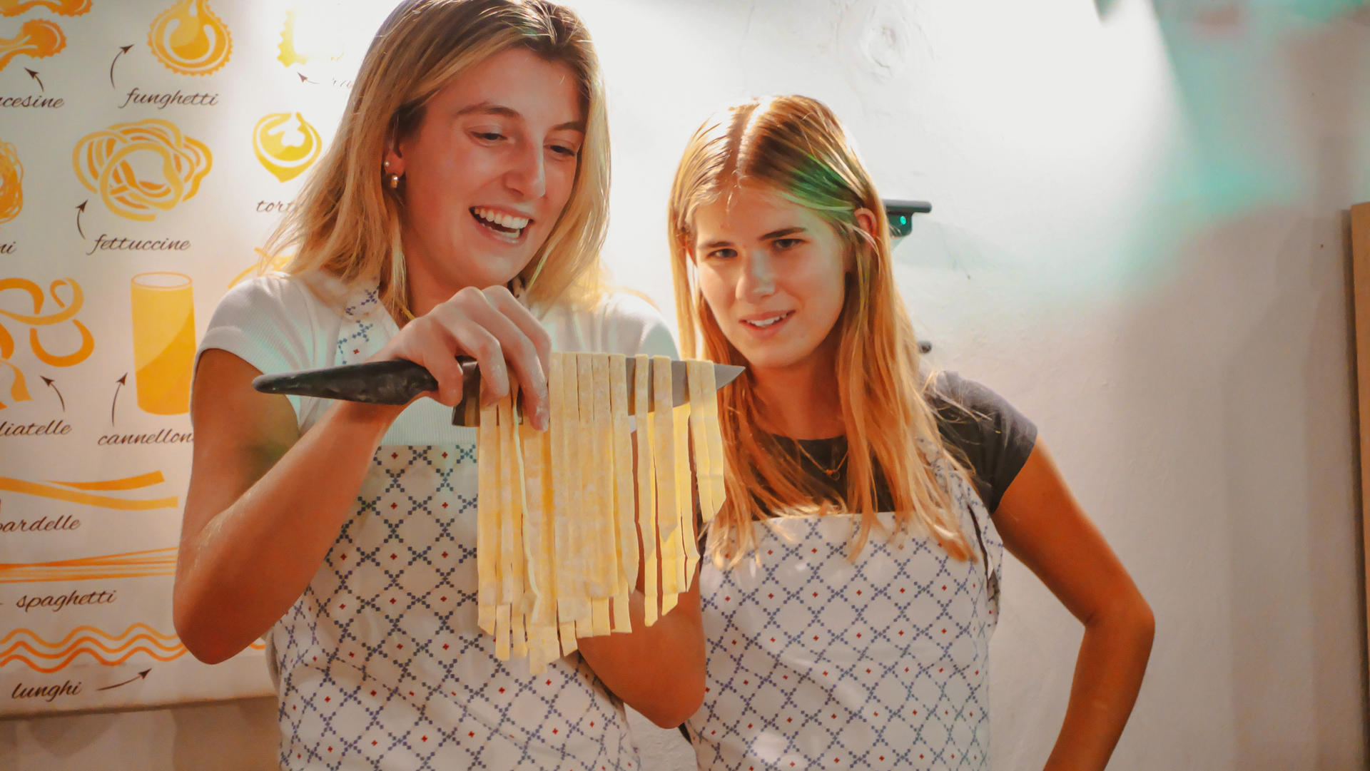 Rome Tipsy Cooking Class: Make Pasta & Mix 3 Spritz Cocktails - Thumbnail 3