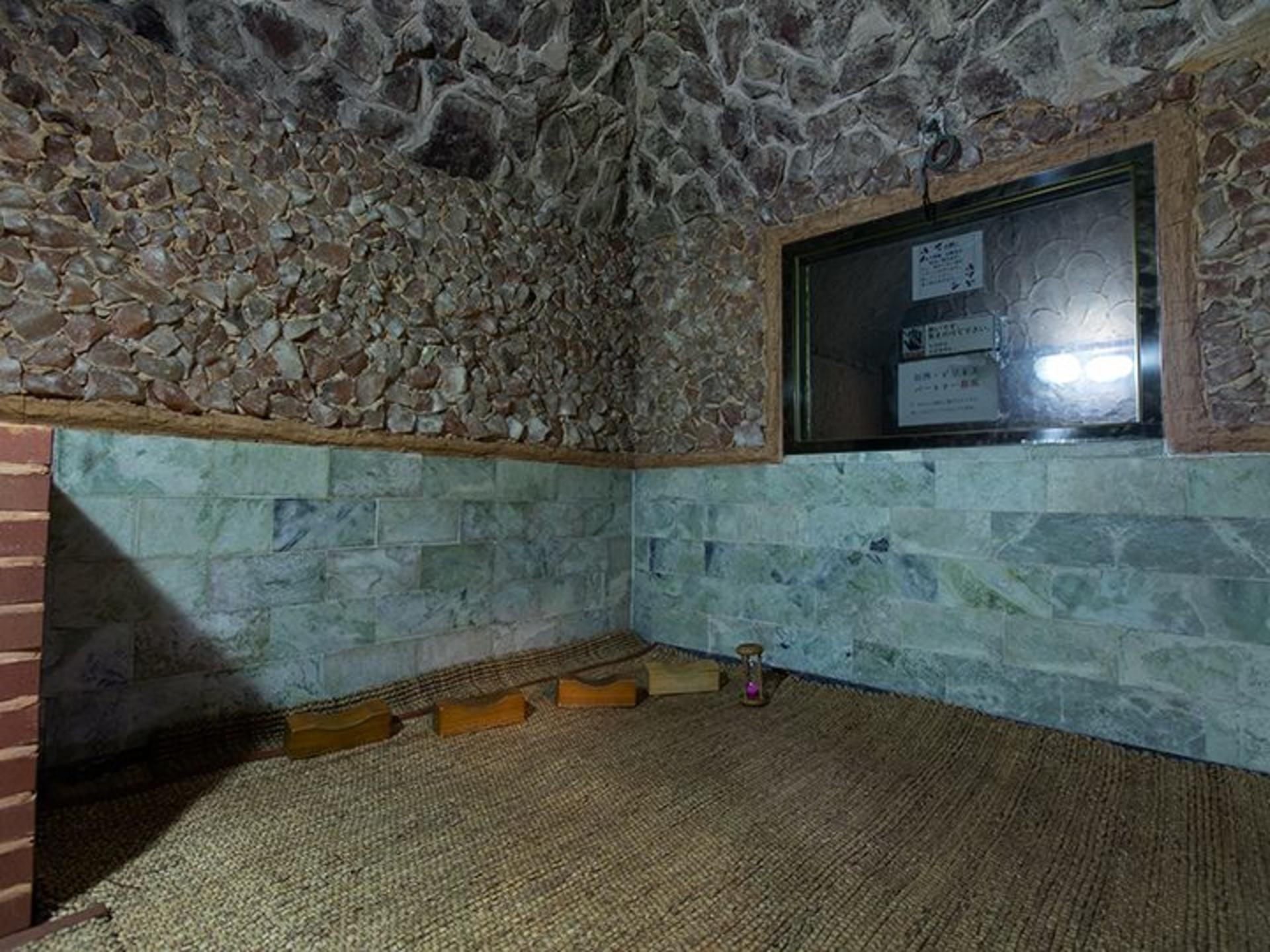 Sauna, Body Scrub & Massage Experience in Seoul - Thumbnail 3