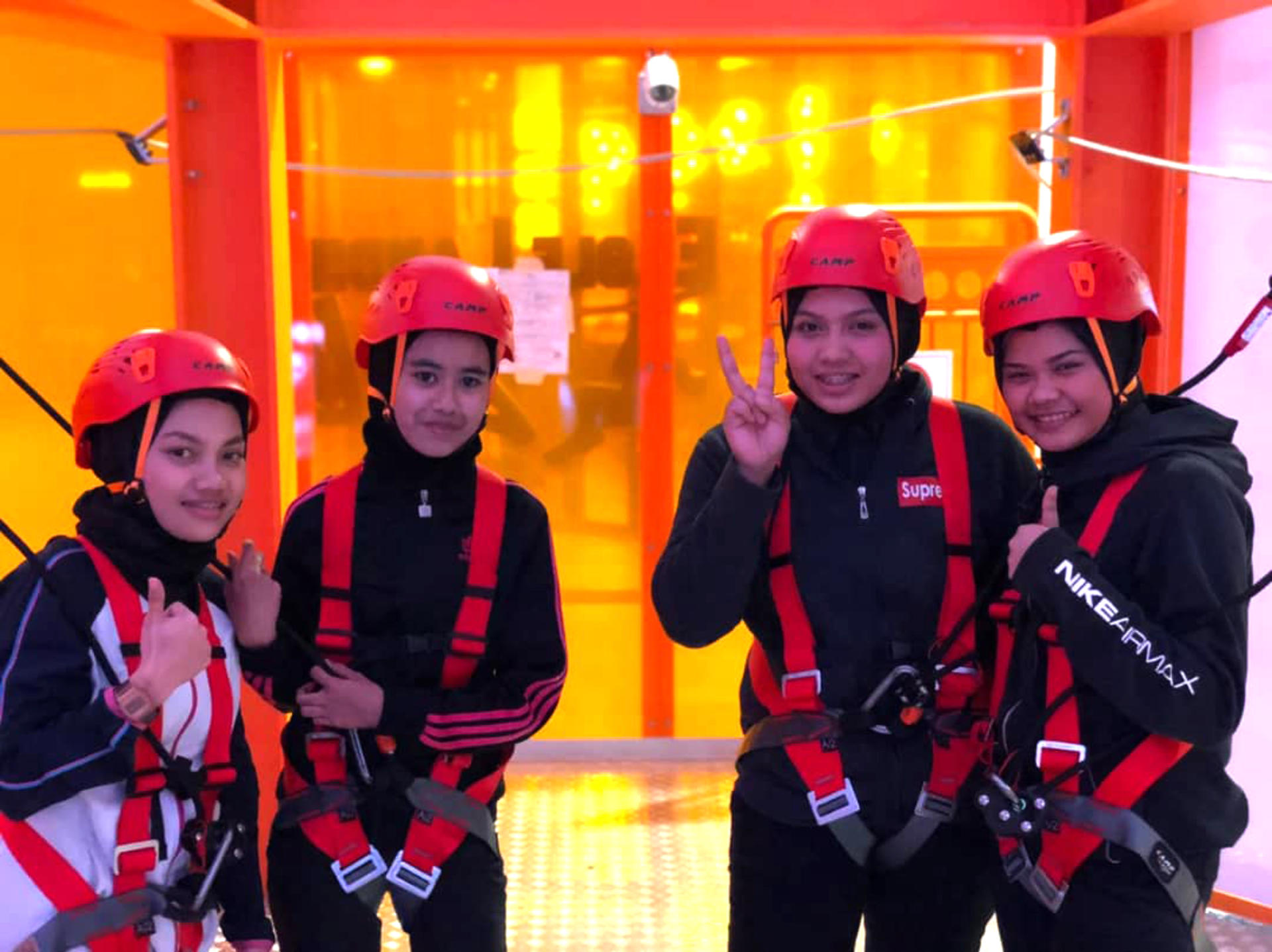 Eagle Landing Zipline Ticket in Genting Highlands - Thumbnail 3