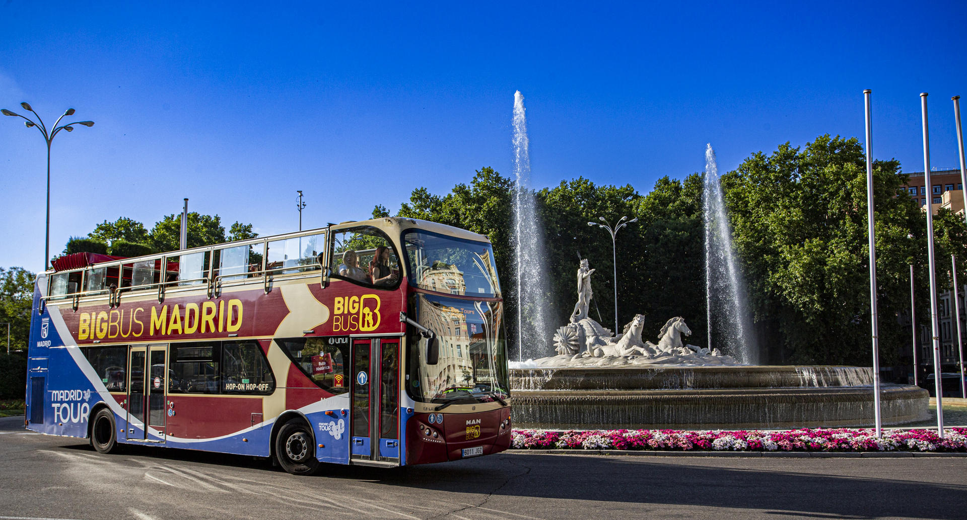 Madrid Hop-On Hop-Off Bus - Thumbnail 2