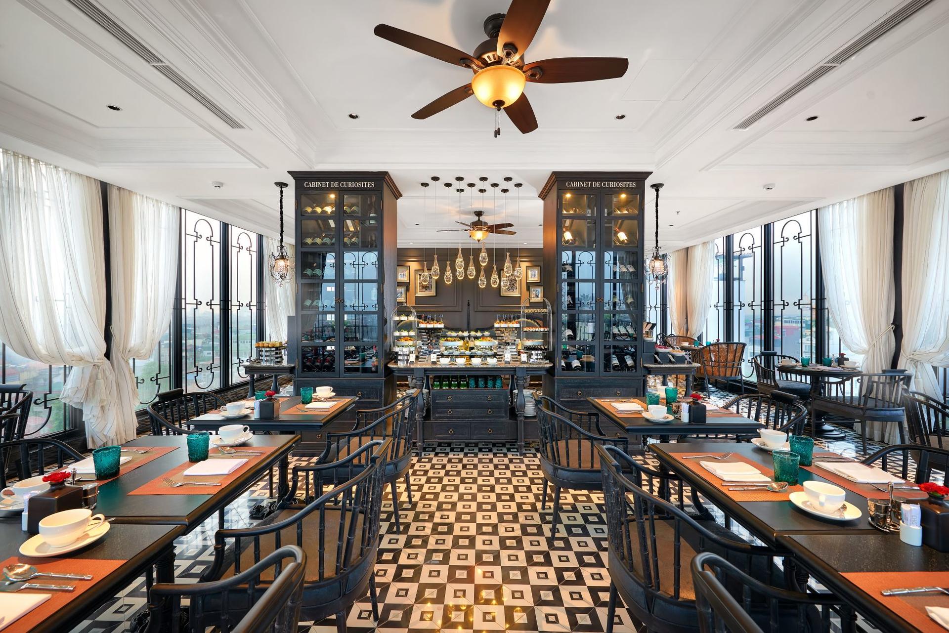 Cloud Nine Fine Dining in Hanoi: Skyline Views & Vietnamese Cuisine - Thumbnail 28