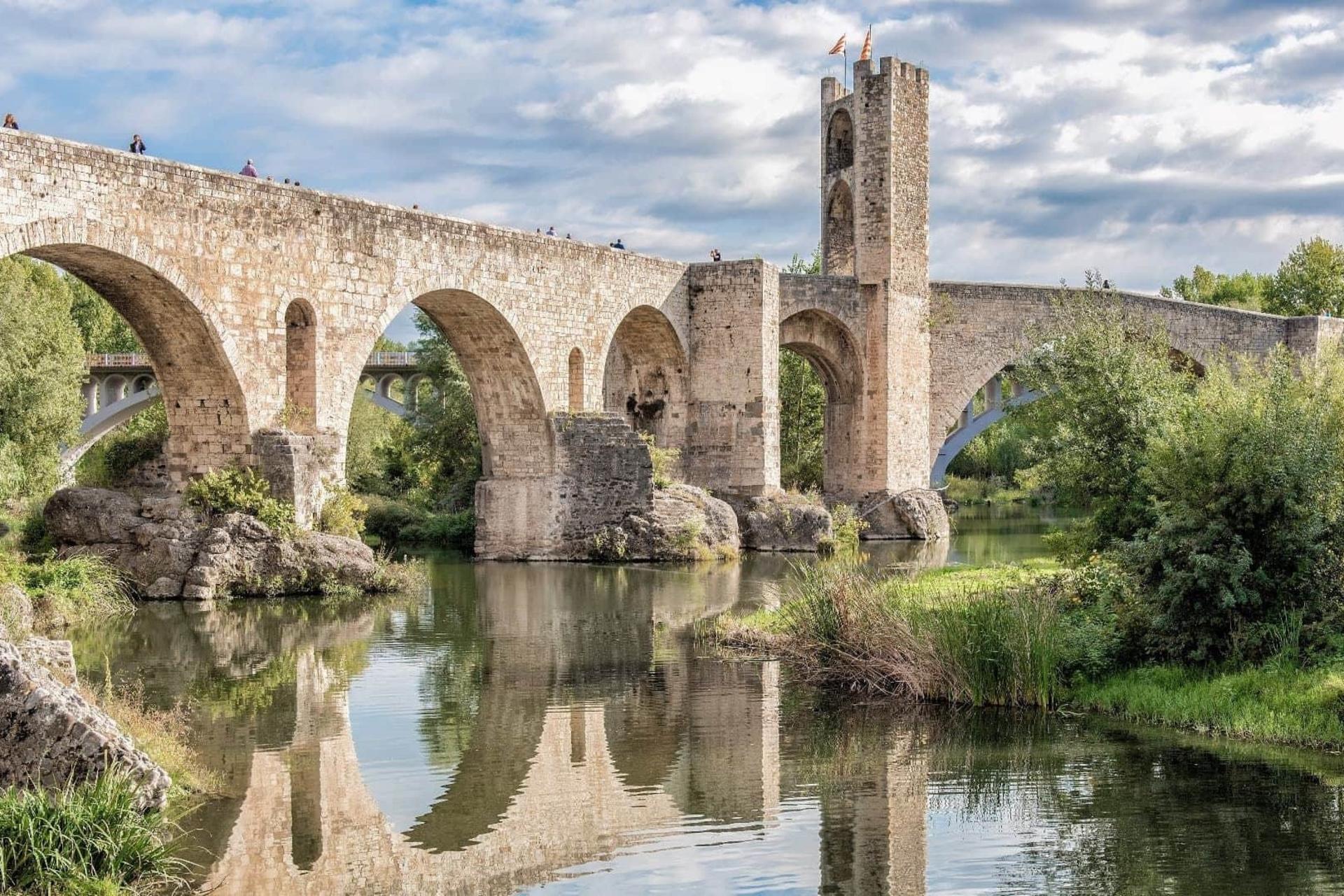 Besalu and Medieval Towns Day Tour from Barcelona - Image 1