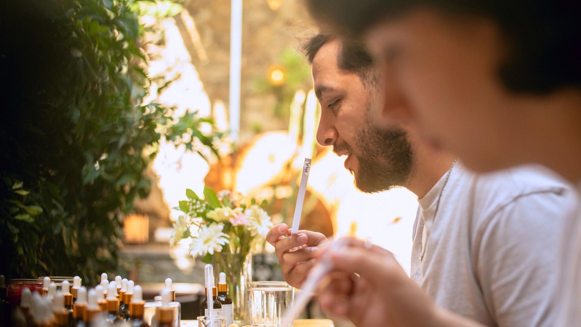 Perfume making workshop experience in Istanbul - Thumbnail 12