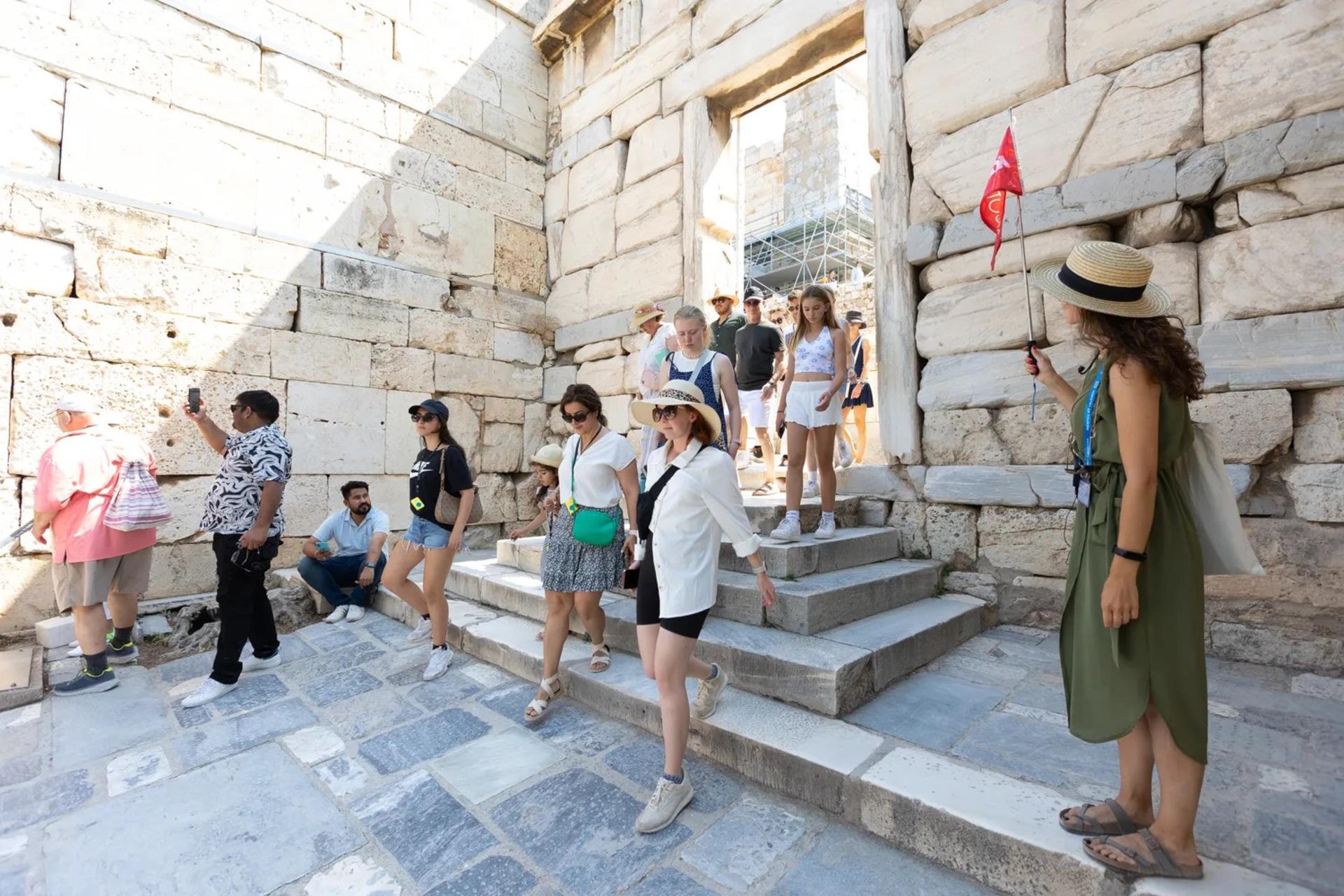 Acropolis Walking Tour with Optional Acropolis Museum Ticket - Thumbnail 4